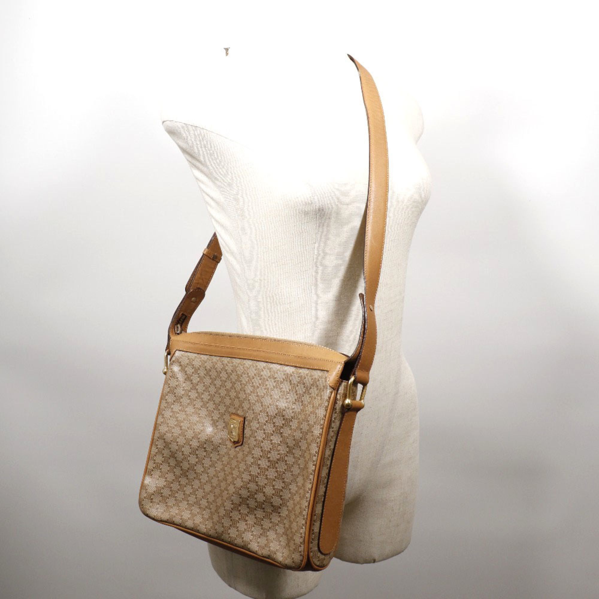 Macadam Pvc Shoulder Bag (Pre-Owned) - Celine - Modalova