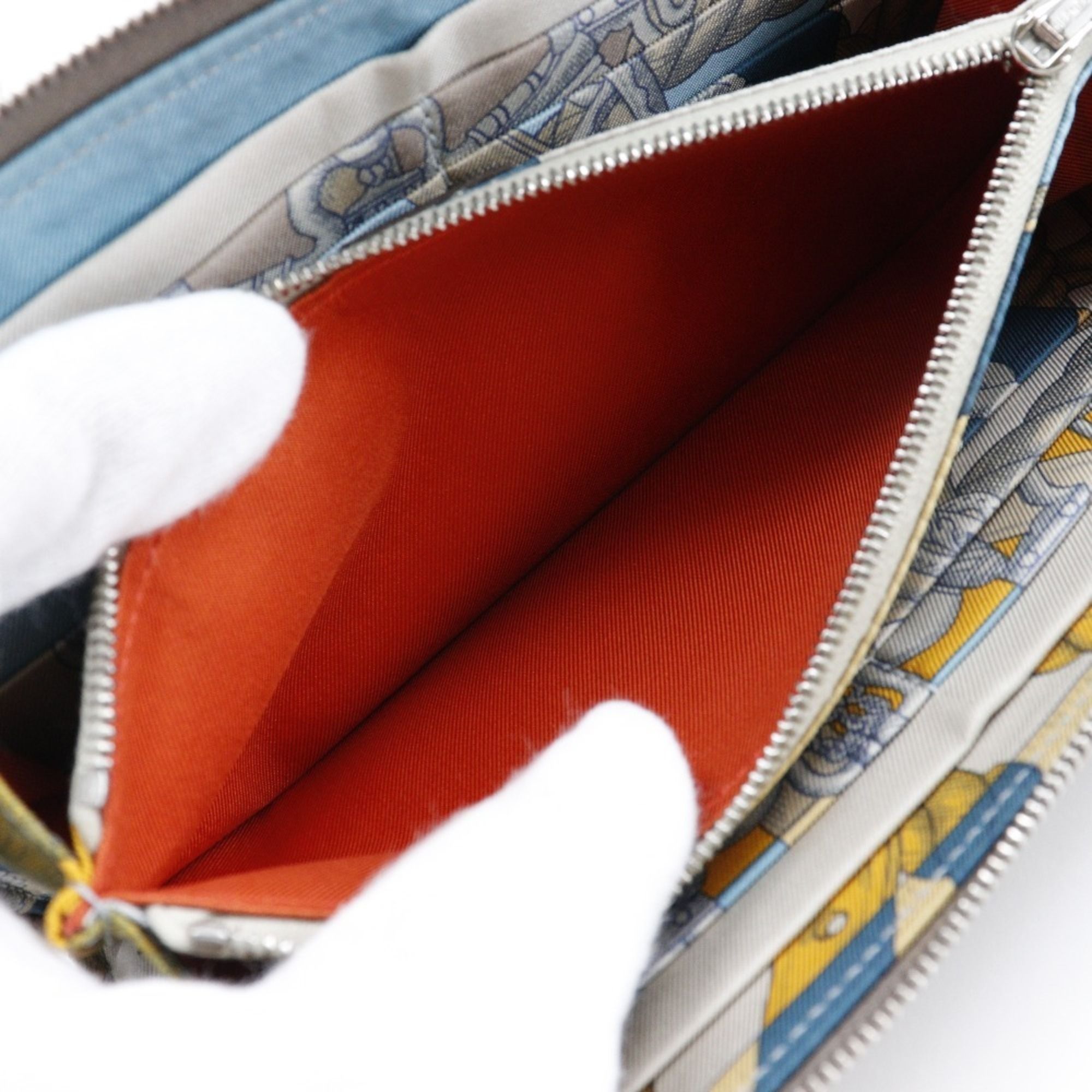 Epsom Leather Silk Long Bill Wallet (Bi-Fold) (Pre-Owned) - Hermes - Modalova