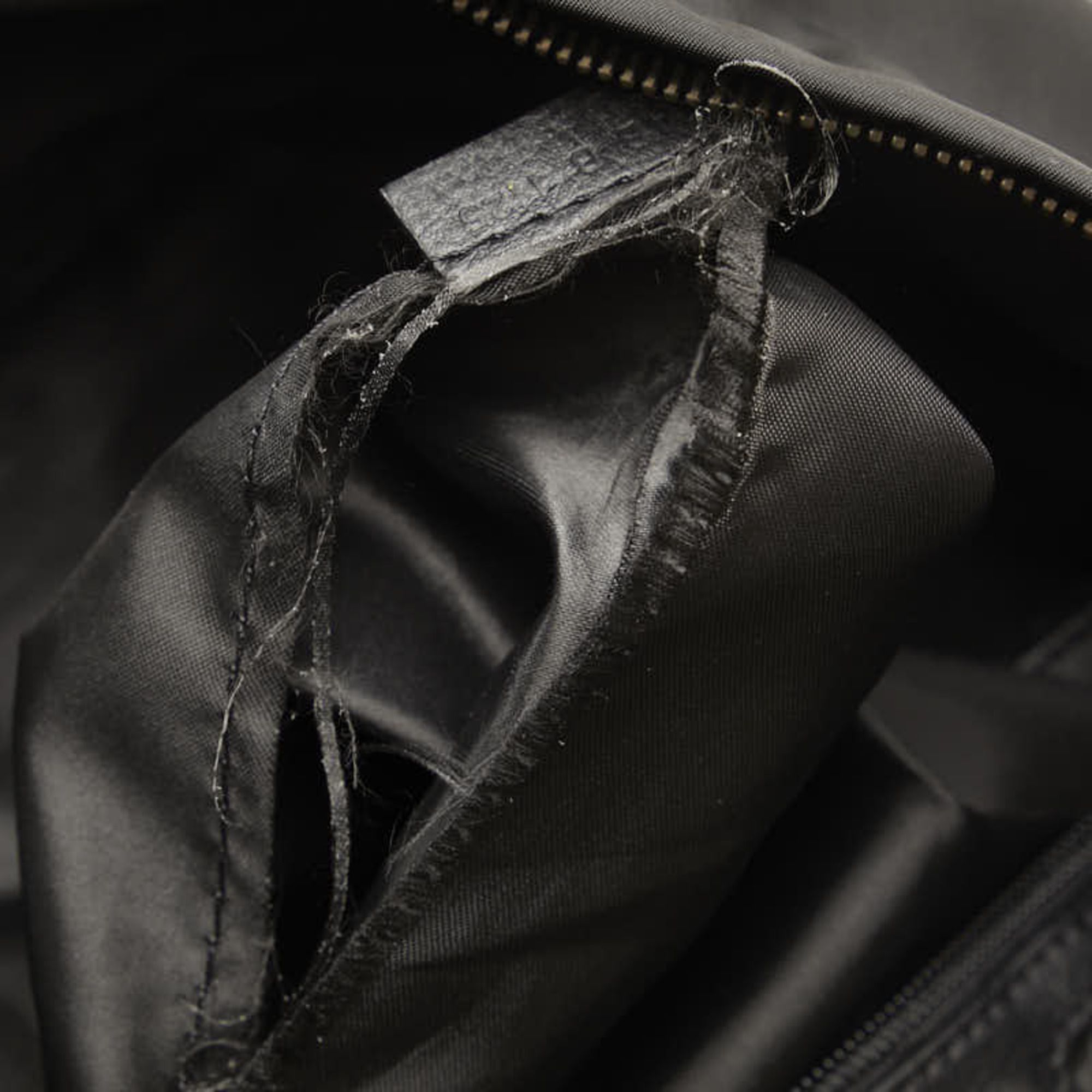 Nylon Leather Clutch Bag (Pre-Owned) - Givenchy - Modalova