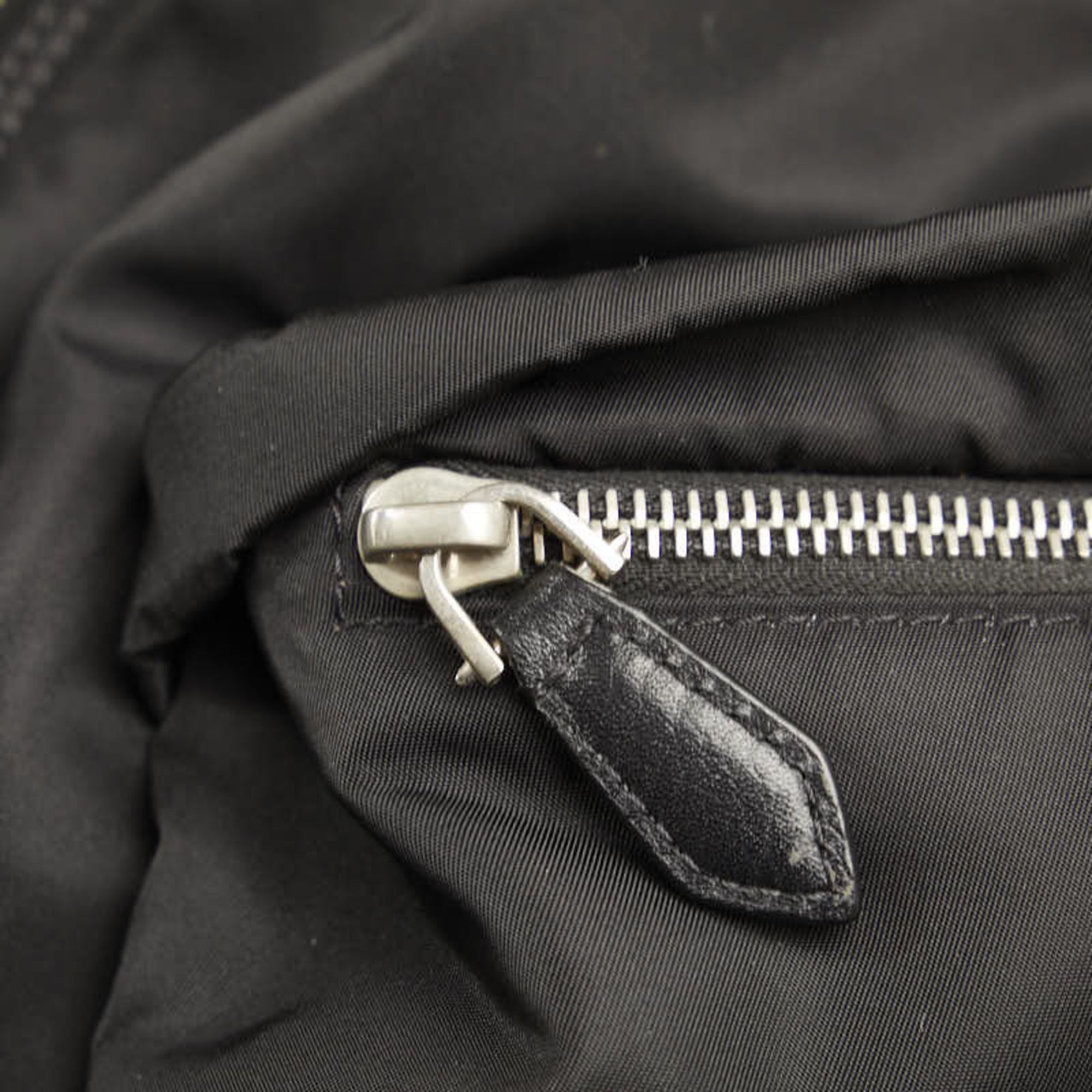 Nylon Leather Clutch Bag (Pre-Owned) - Givenchy - Modalova