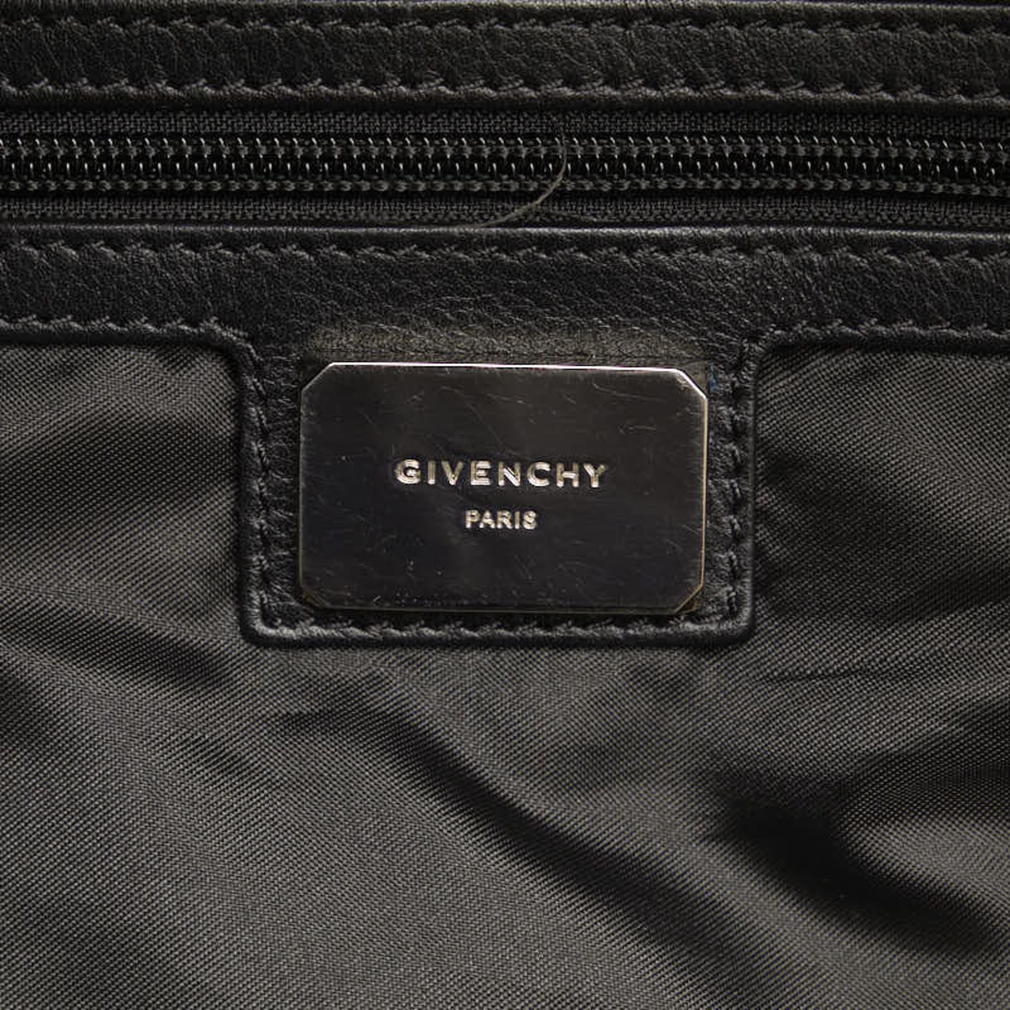 Nylon Leather Clutch Bag (Pre-Owned) - Givenchy - Modalova
