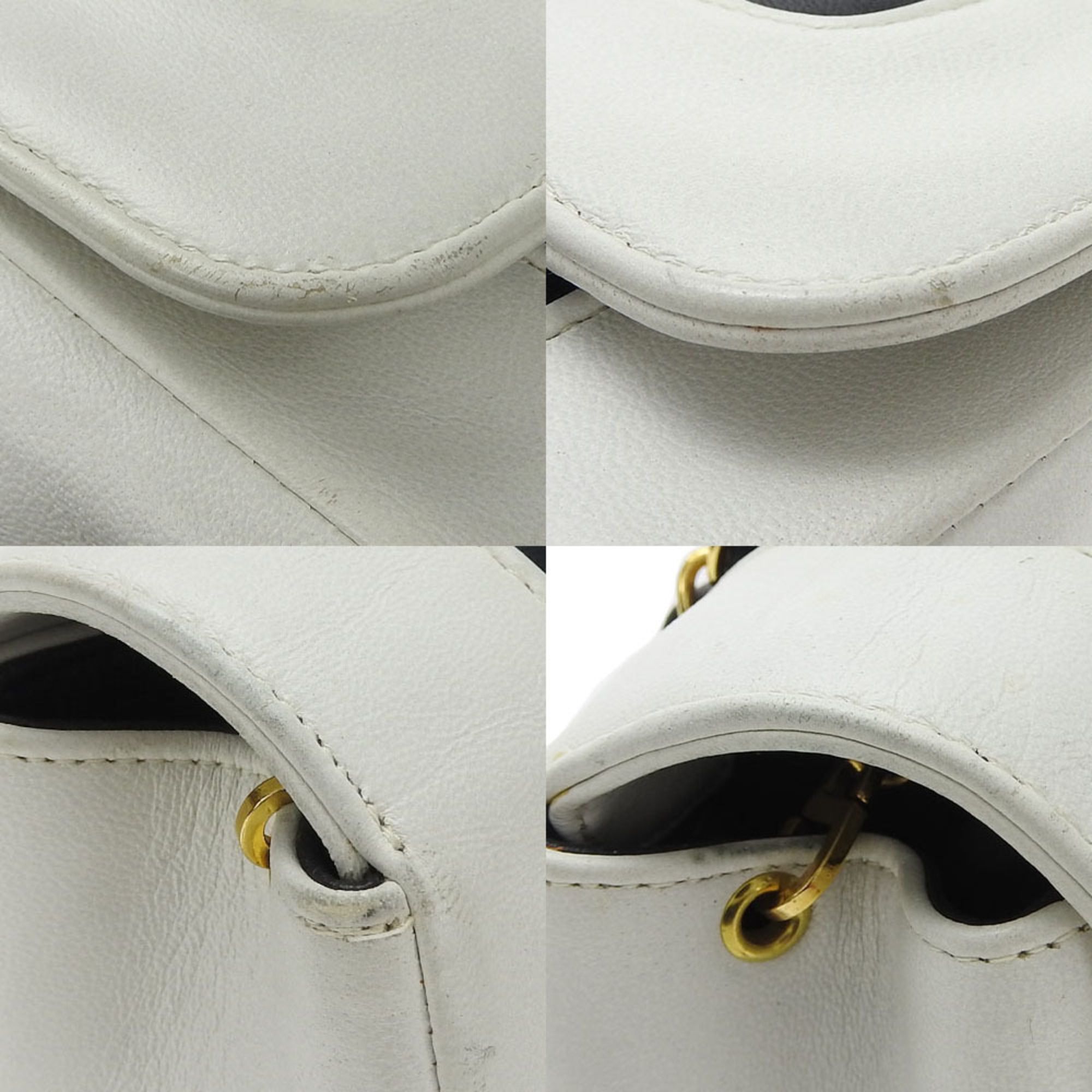 Leather Shoulder Bag (Pre-Owned) - Chanel - Modalova