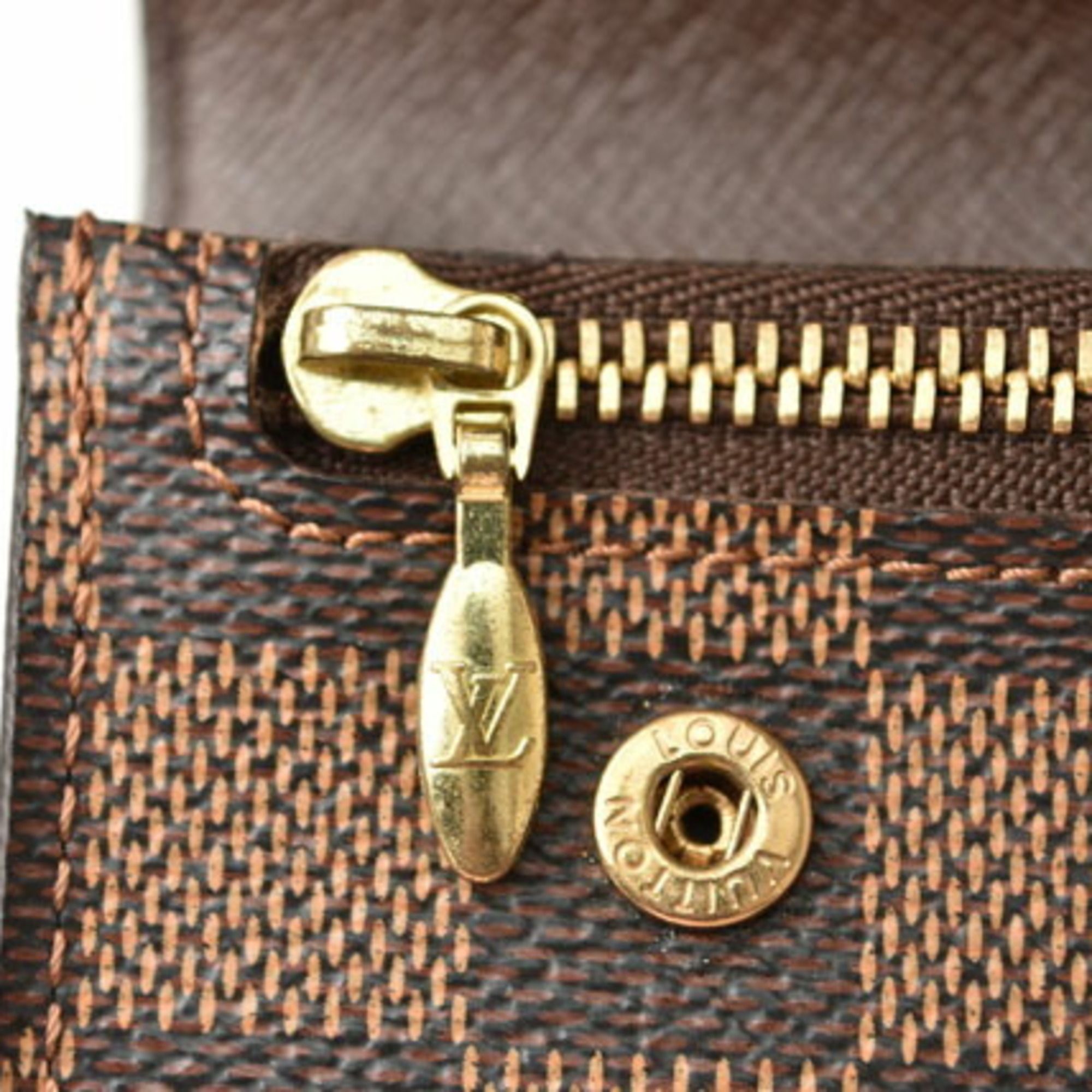 Damier Chain/Shoulder Wallet (Pre-Owned) - Louis Vuitton - Modalova