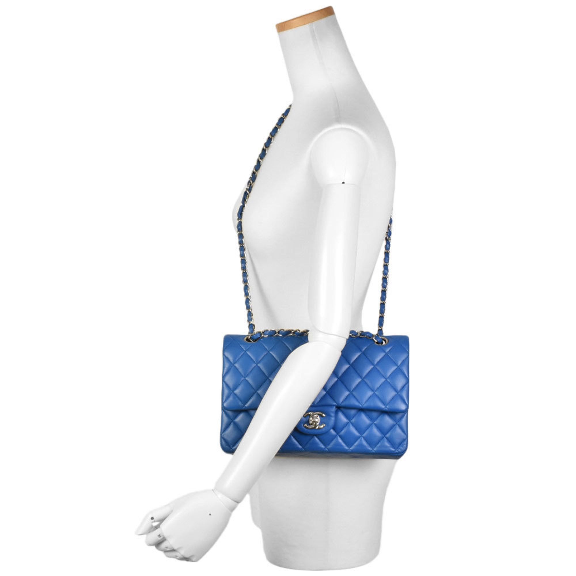 Suede Shoulder Bag (Pre-Owned) - Chanel - Modalova