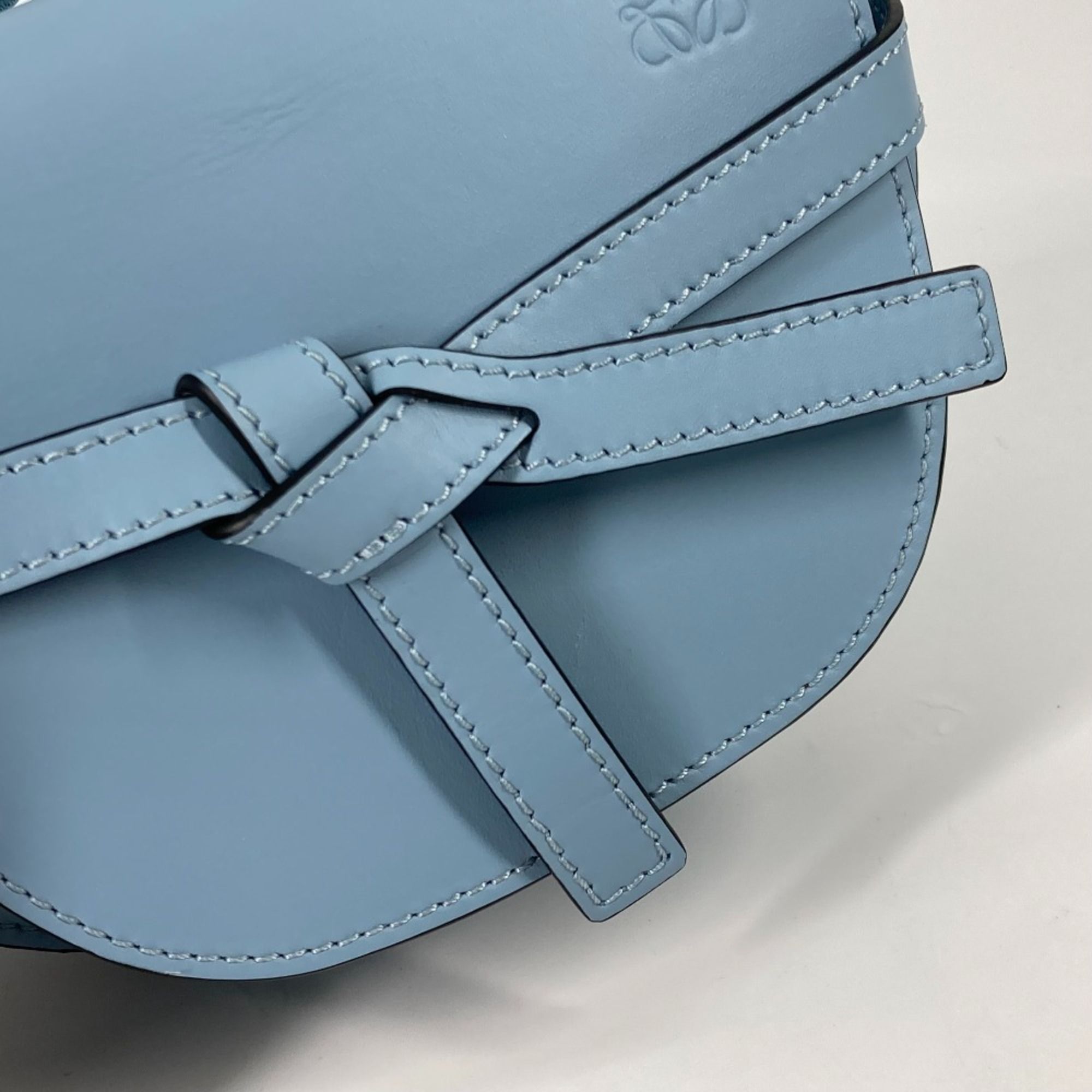 Leather Shoulder Bag (Pre-Owned) - Loewe - Modalova