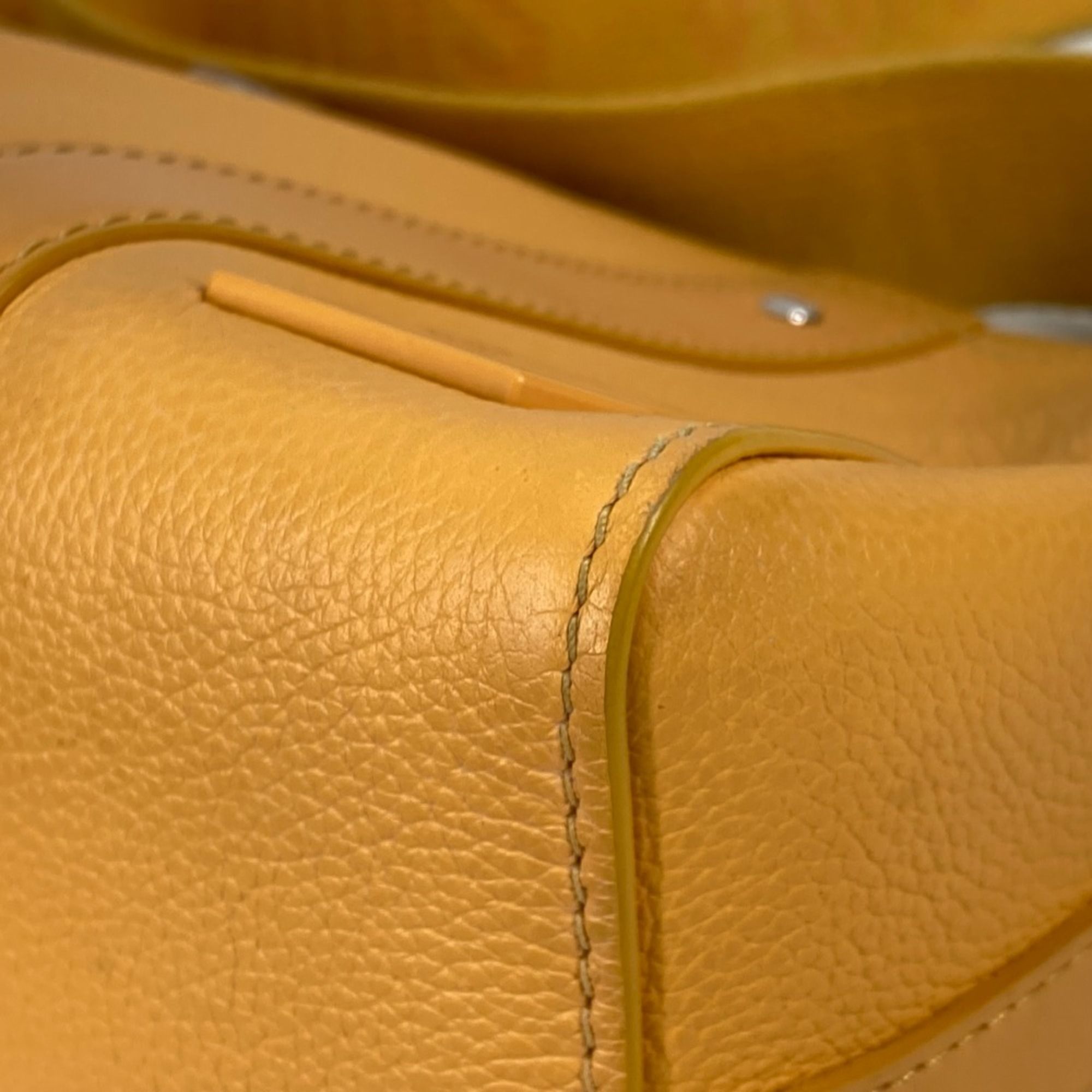 Leather Shoulder Bag (Pre-Owned) - Louis Vuitton - Modalova