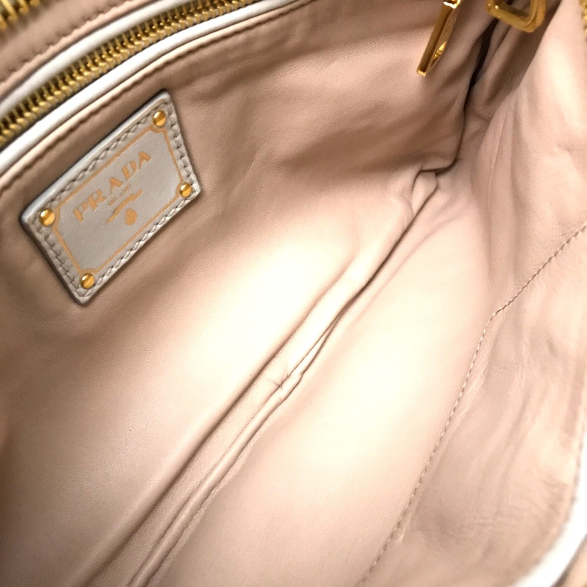 Other Clutch Bag (Pre-Owned) - Prada - Modalova