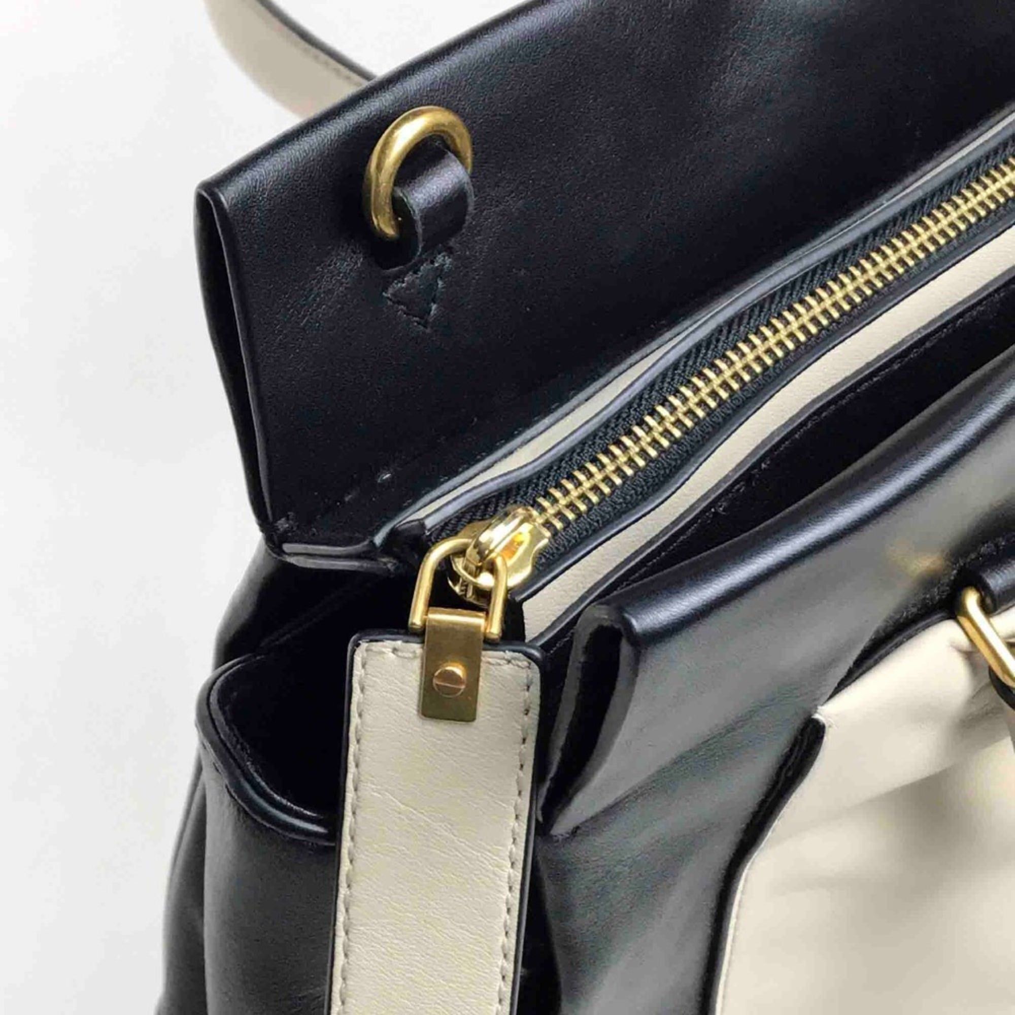 Leather Handbag (Pre-Owned) - Marc by Marc Jacobs - Modalova