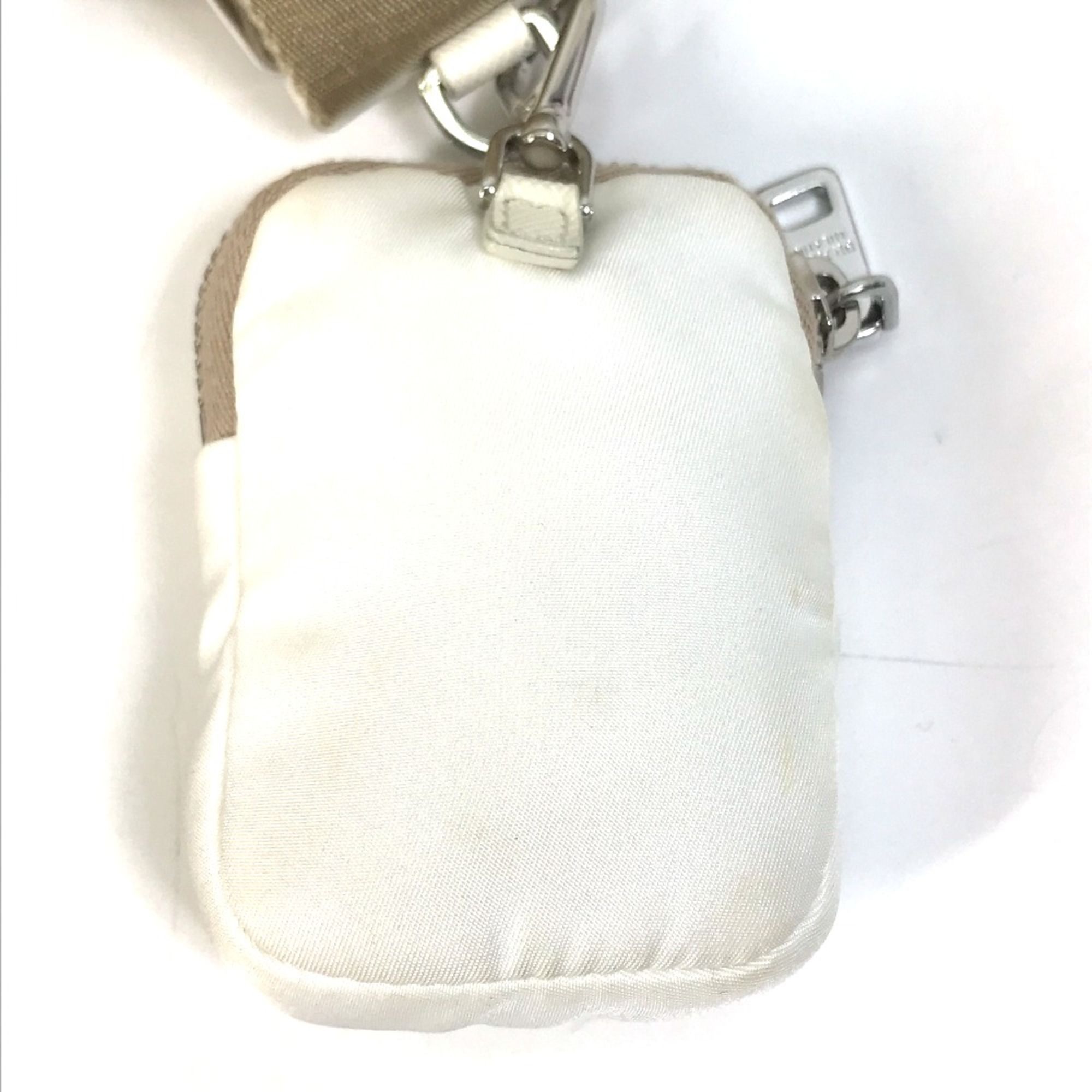 Cloth Shoulder Bag (Pre-Owned) - Prada - Modalova