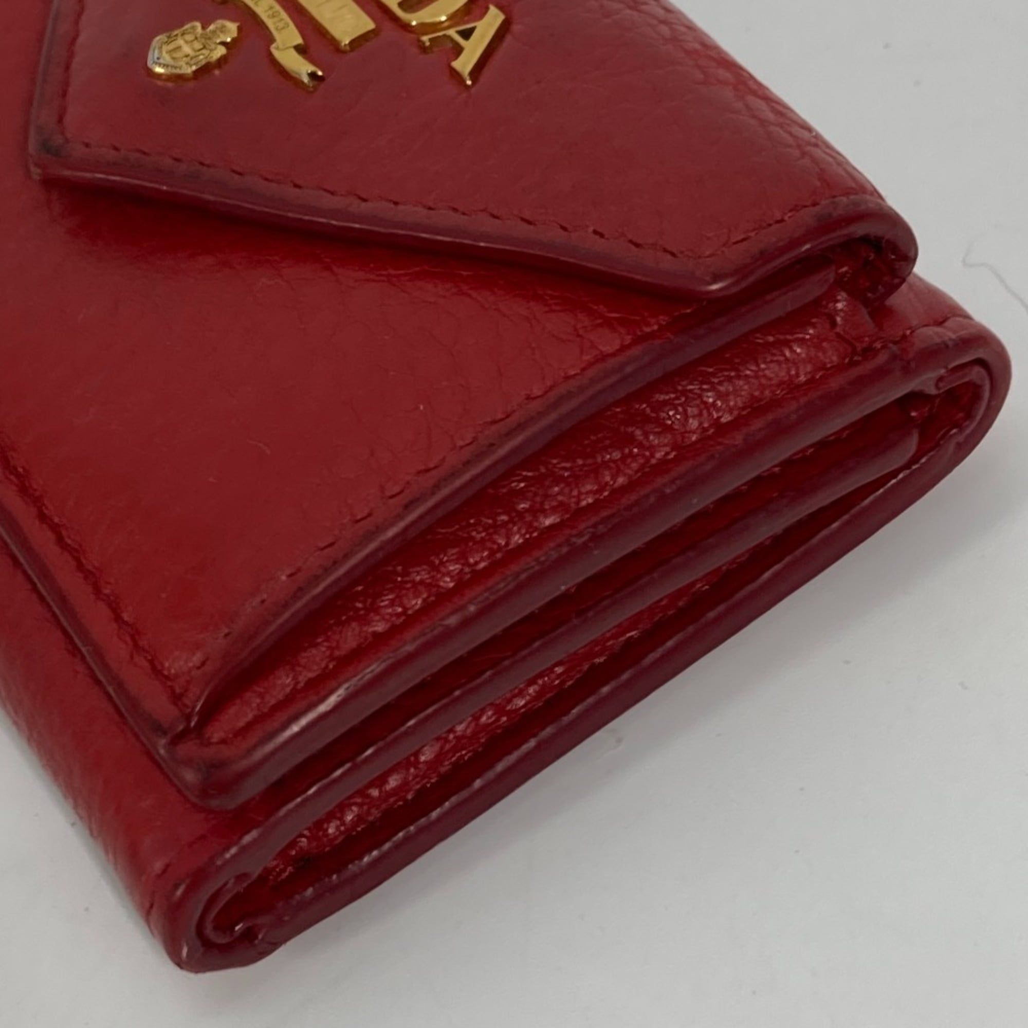 Leather Wallet (Tri-Fold) (Pre-Owned) - Prada - Modalova