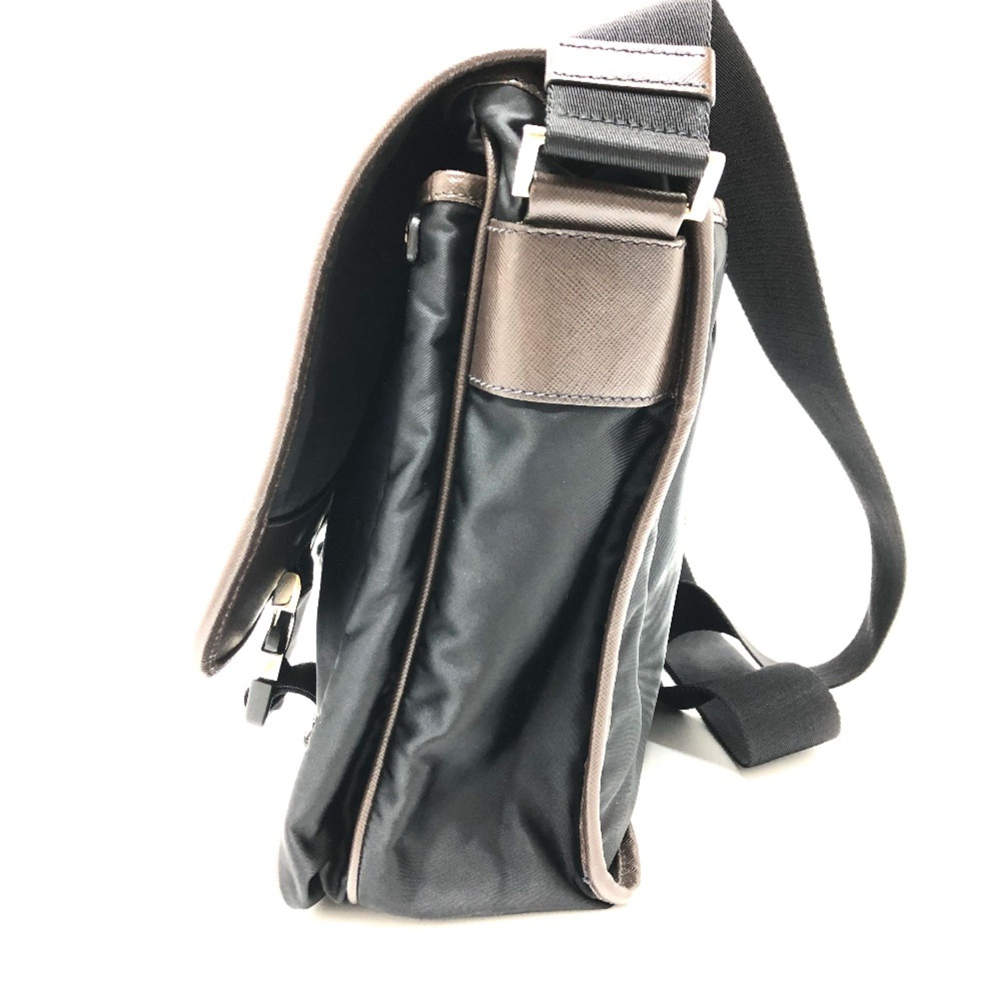 Cloth Shoulder Bag (Pre-Owned) - Prada - Modalova