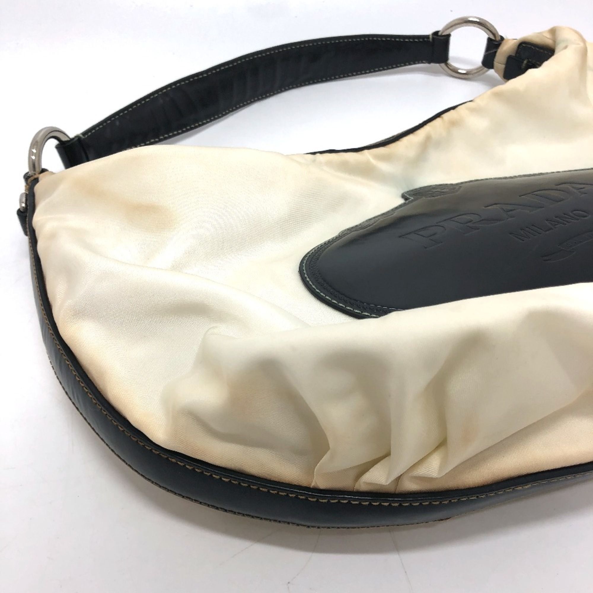 Cloth Shoulder Bag (Pre-Owned) - Prada - Modalova