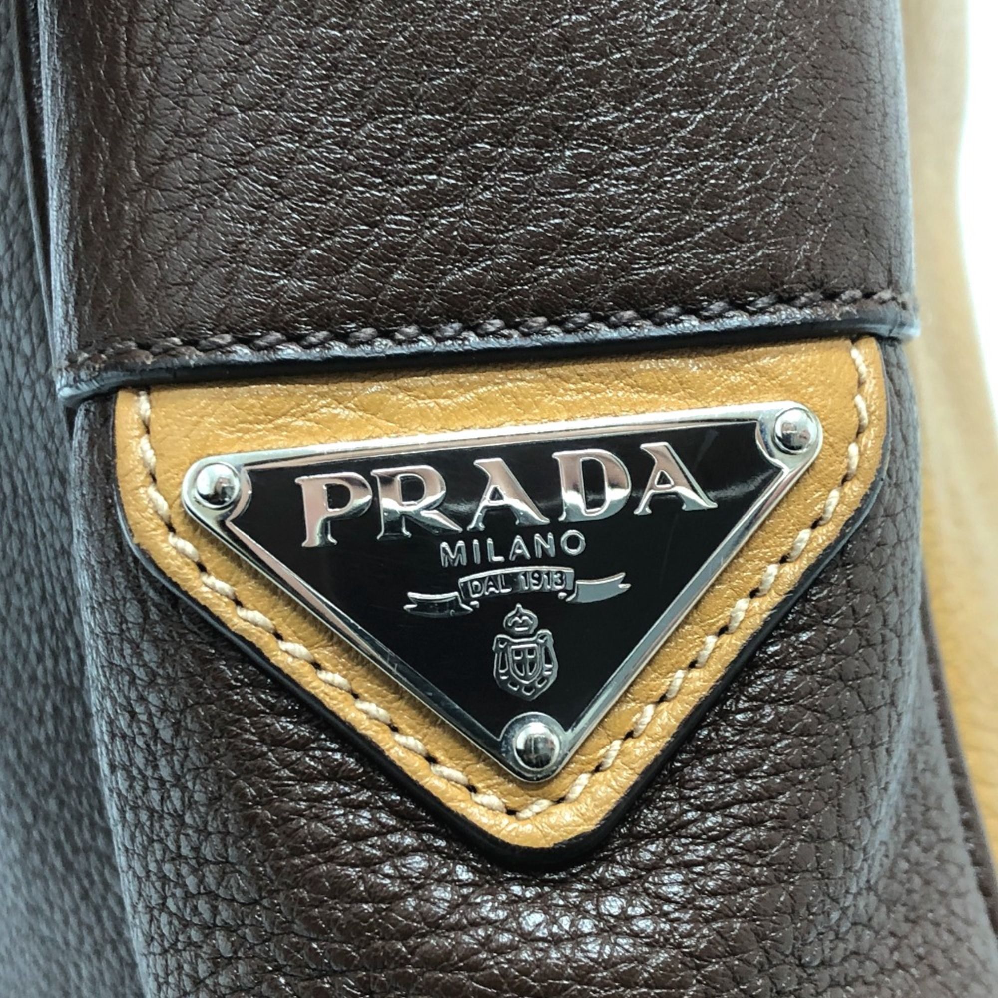 Leather Shoulder Bag (Pre-Owned) - Prada - Modalova