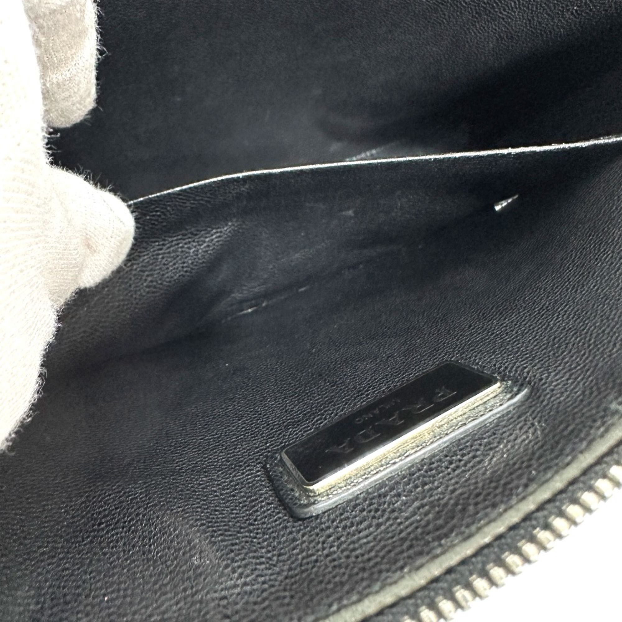 Leather Clutch Bag (Pre-Owned) - Prada - Modalova
