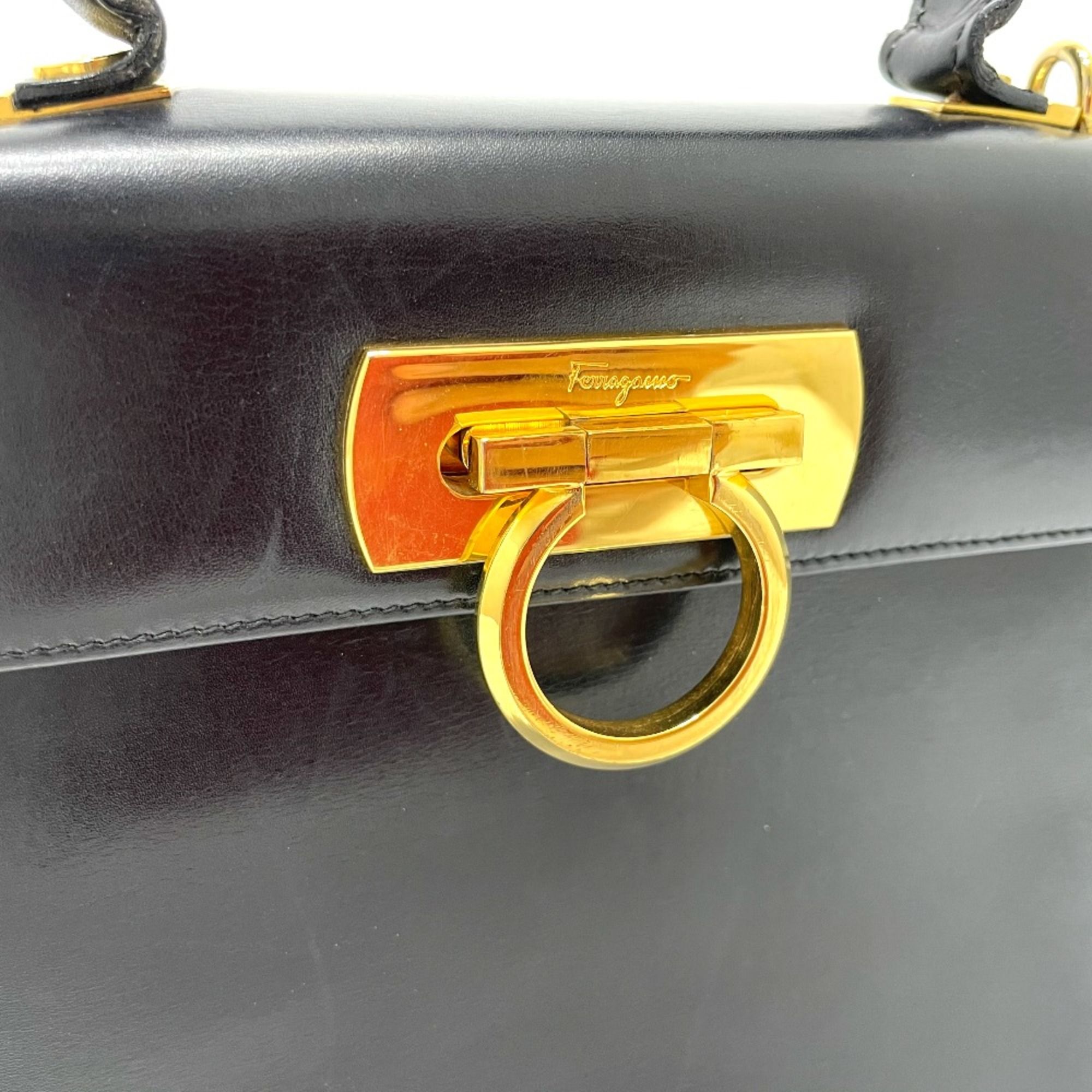 Leather Shoulder Bag (Pre-Owned) - Salvatore Ferragamo - Modalova
