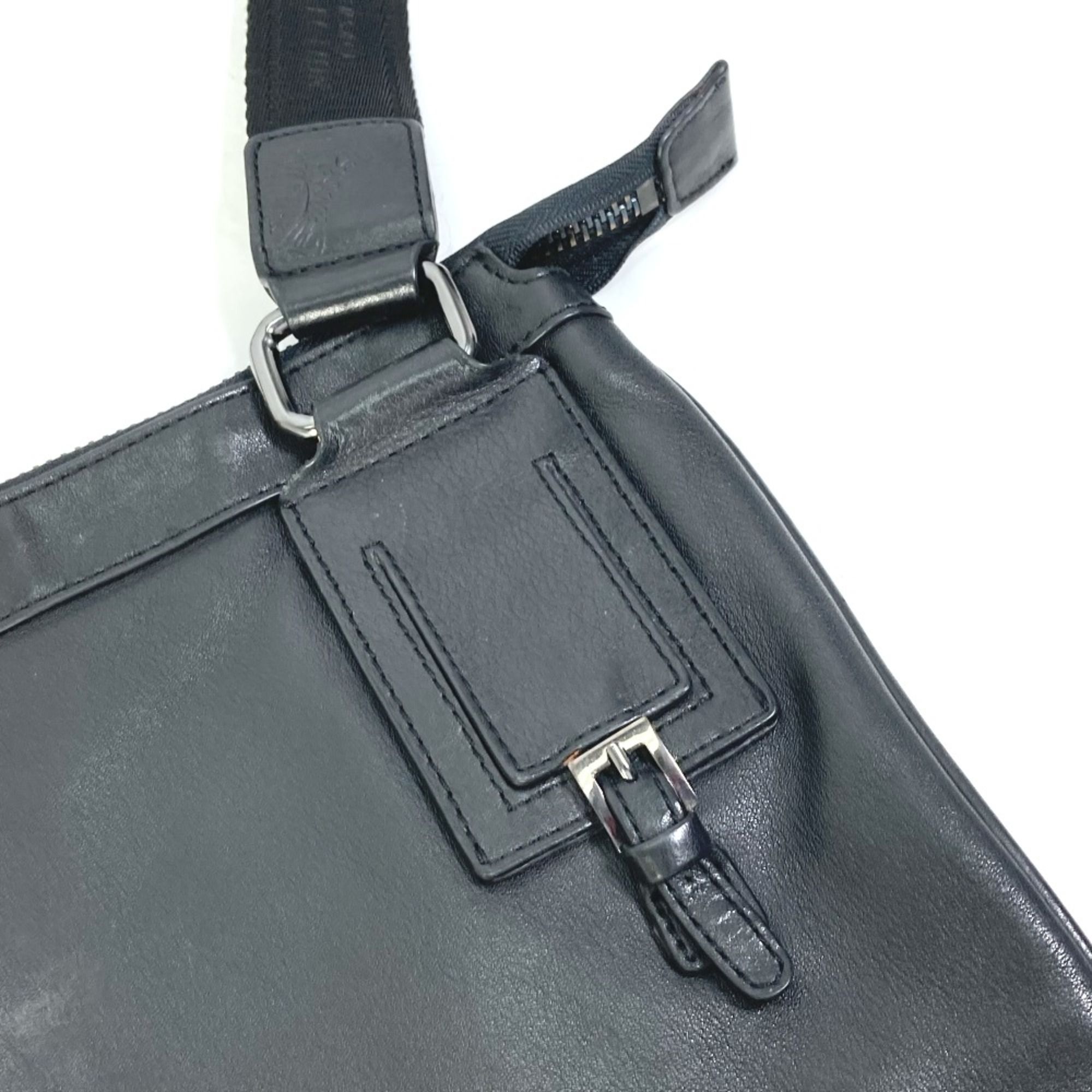 Leather Shoulder Bag (Pre-Owned) - Versace - Modalova