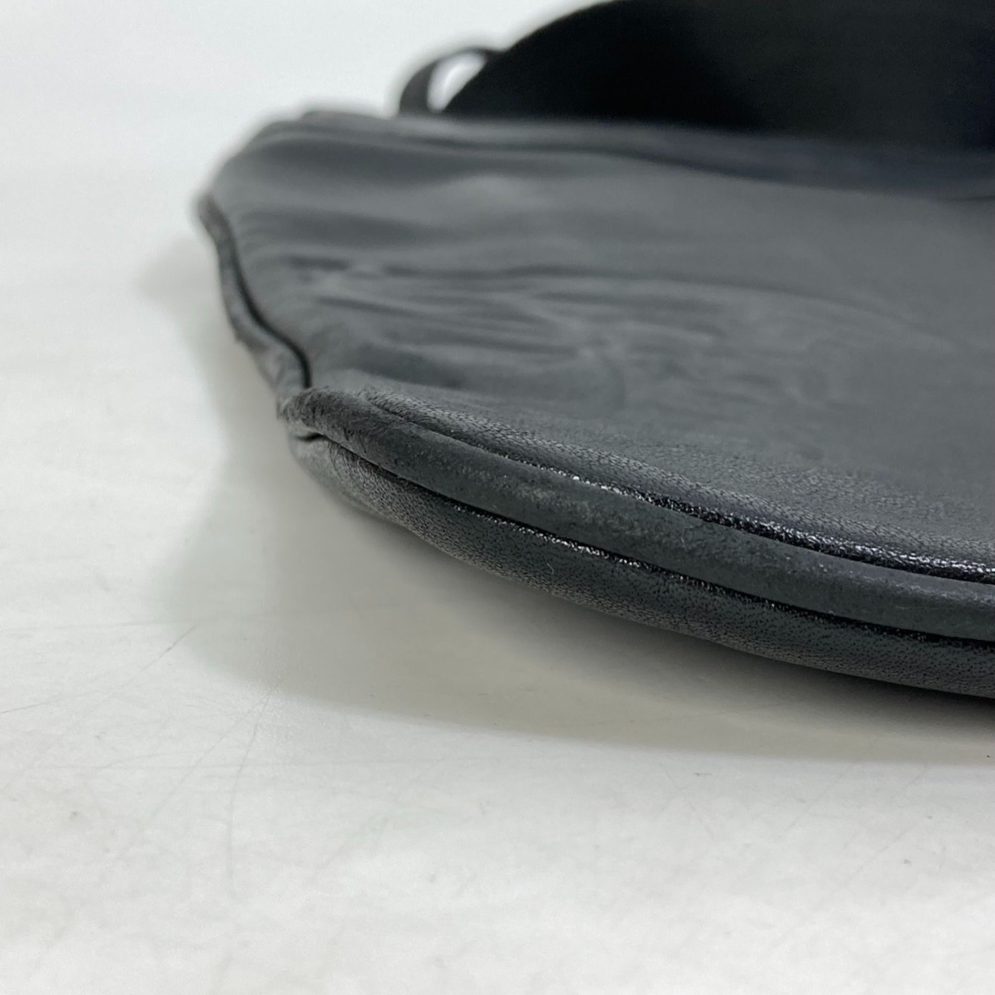 Leather Shoulder Bag (Pre-Owned) - Versace - Modalova