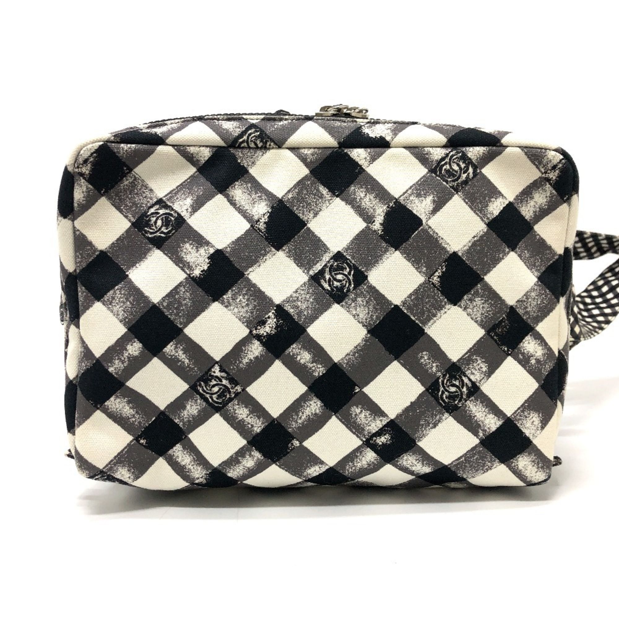 Canvas Shoulder Bag (Pre-Owned) - Chanel - Modalova