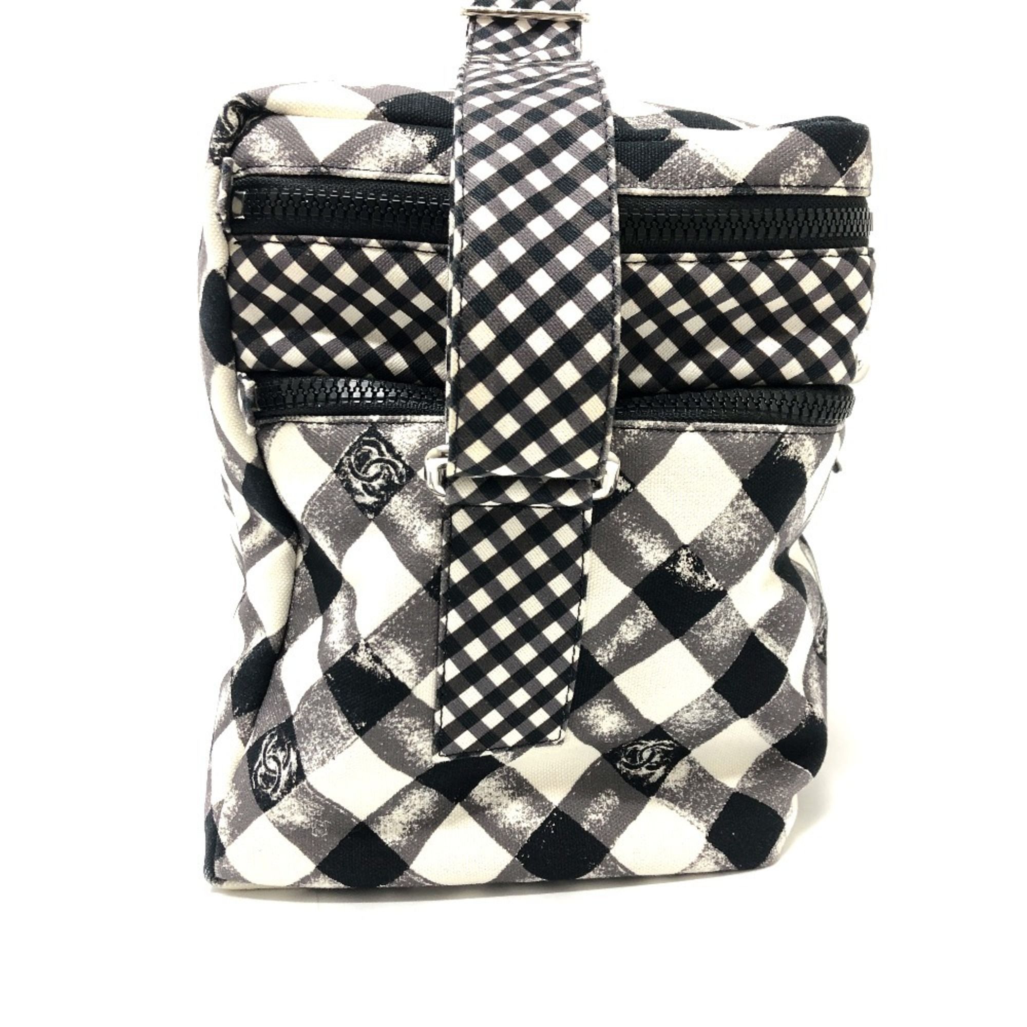 Canvas Shoulder Bag (Pre-Owned) - Chanel - Modalova