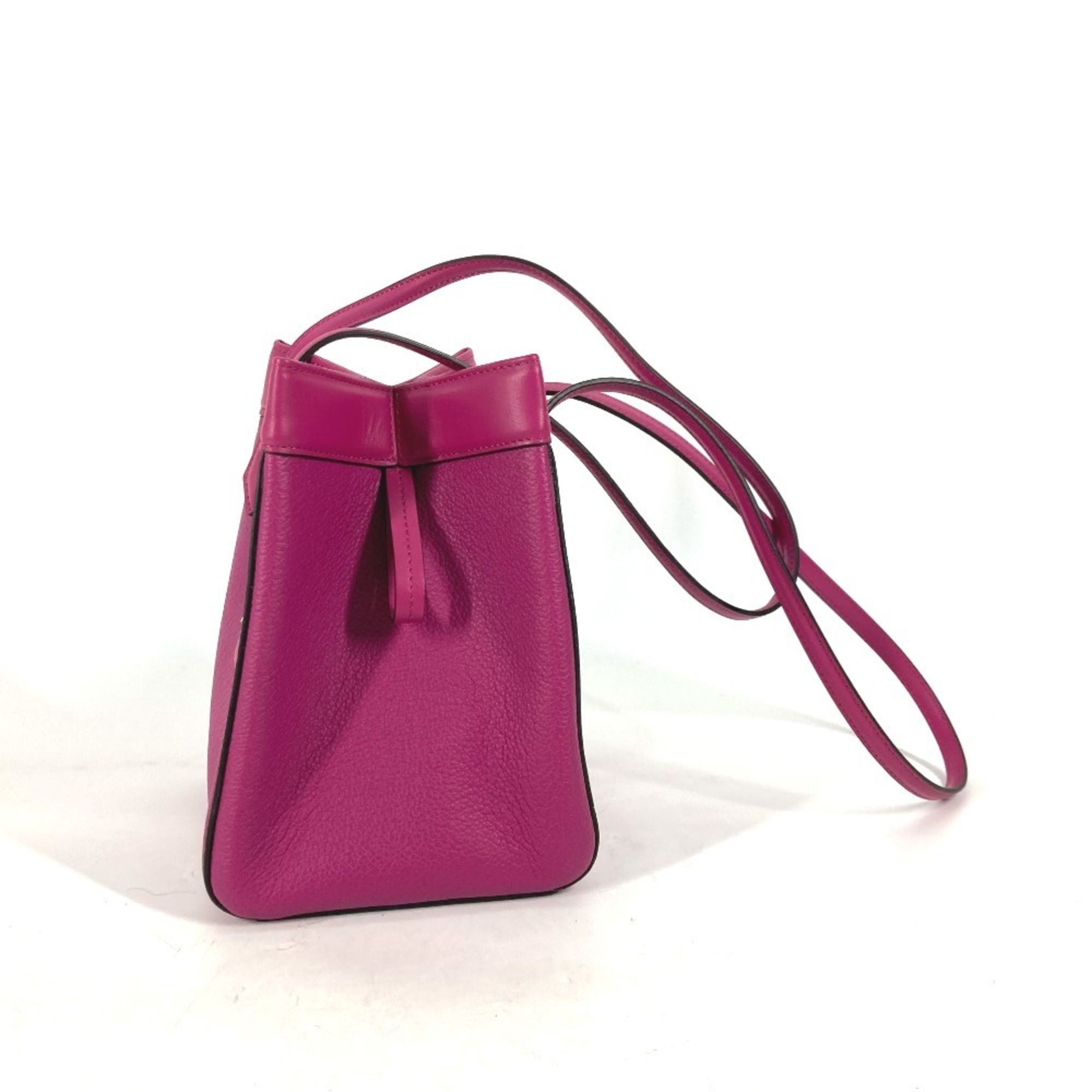 Leather Shoulder Bag (Pre-Owned) - Fendi - Modalova