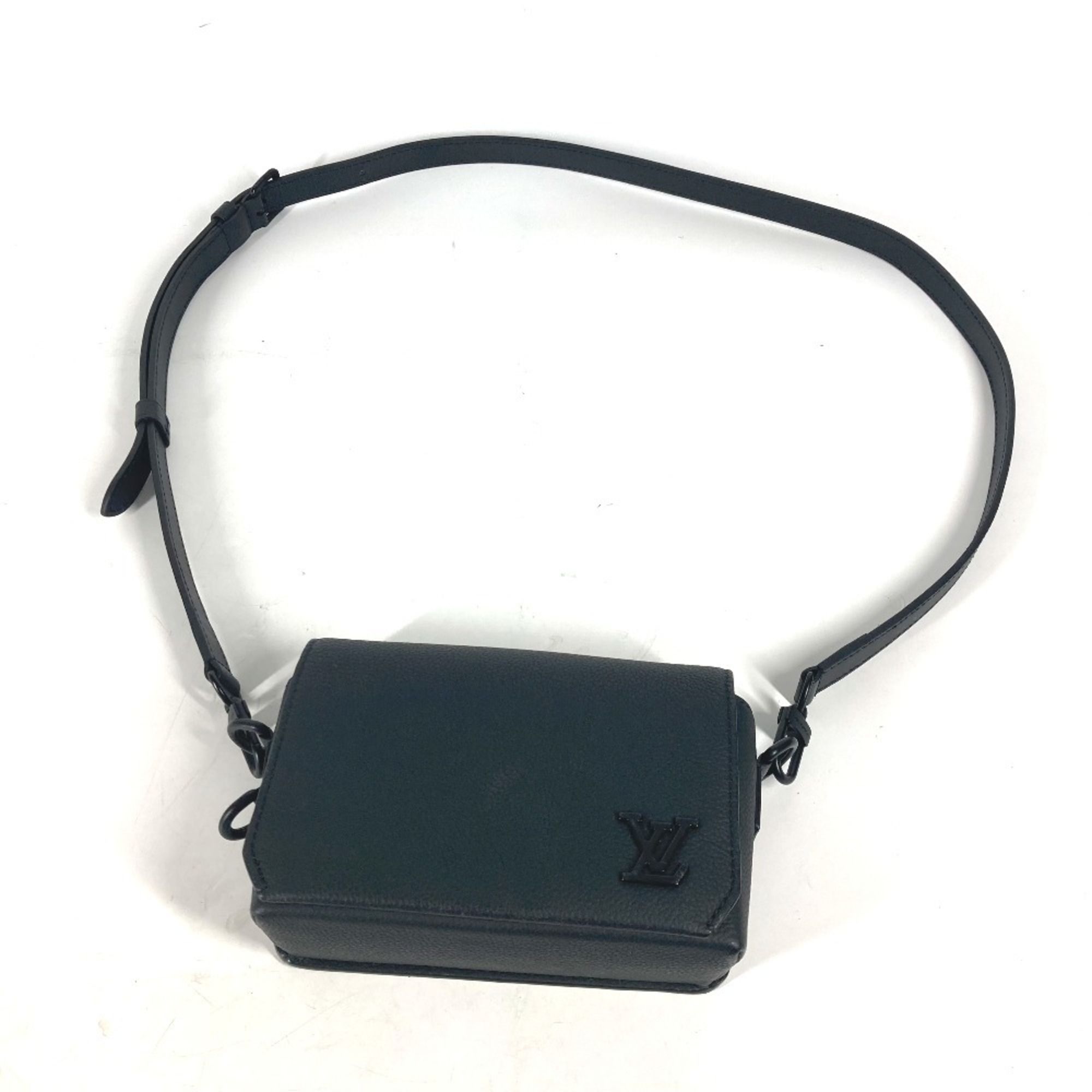 Leather Pochette Shoulder Bag (Pre-Owned) - Louis Vuitton - Modalova