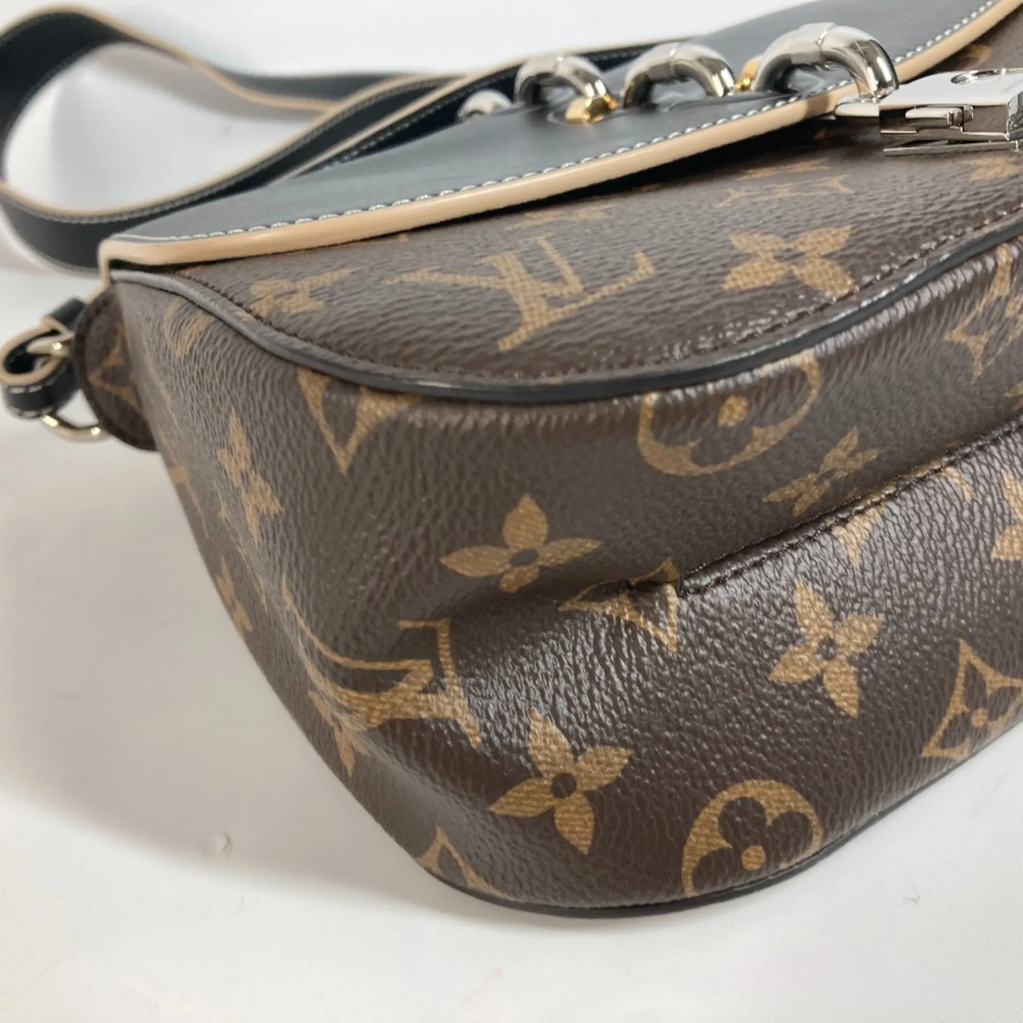 Handbag Shoulder Bag (Pre-Owned) - Louis Vuitton - Modalova