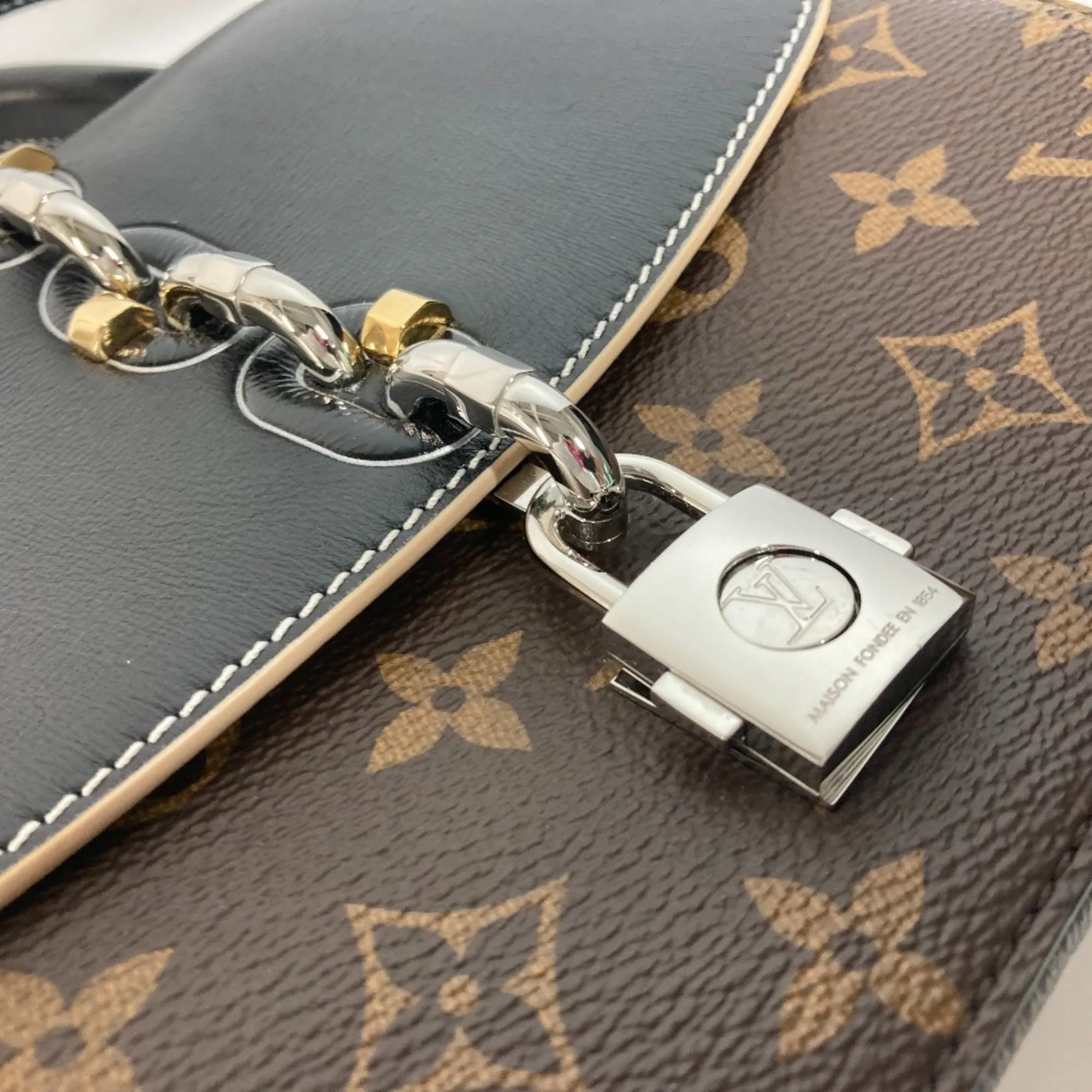 Handbag Shoulder Bag (Pre-Owned) - Louis Vuitton - Modalova