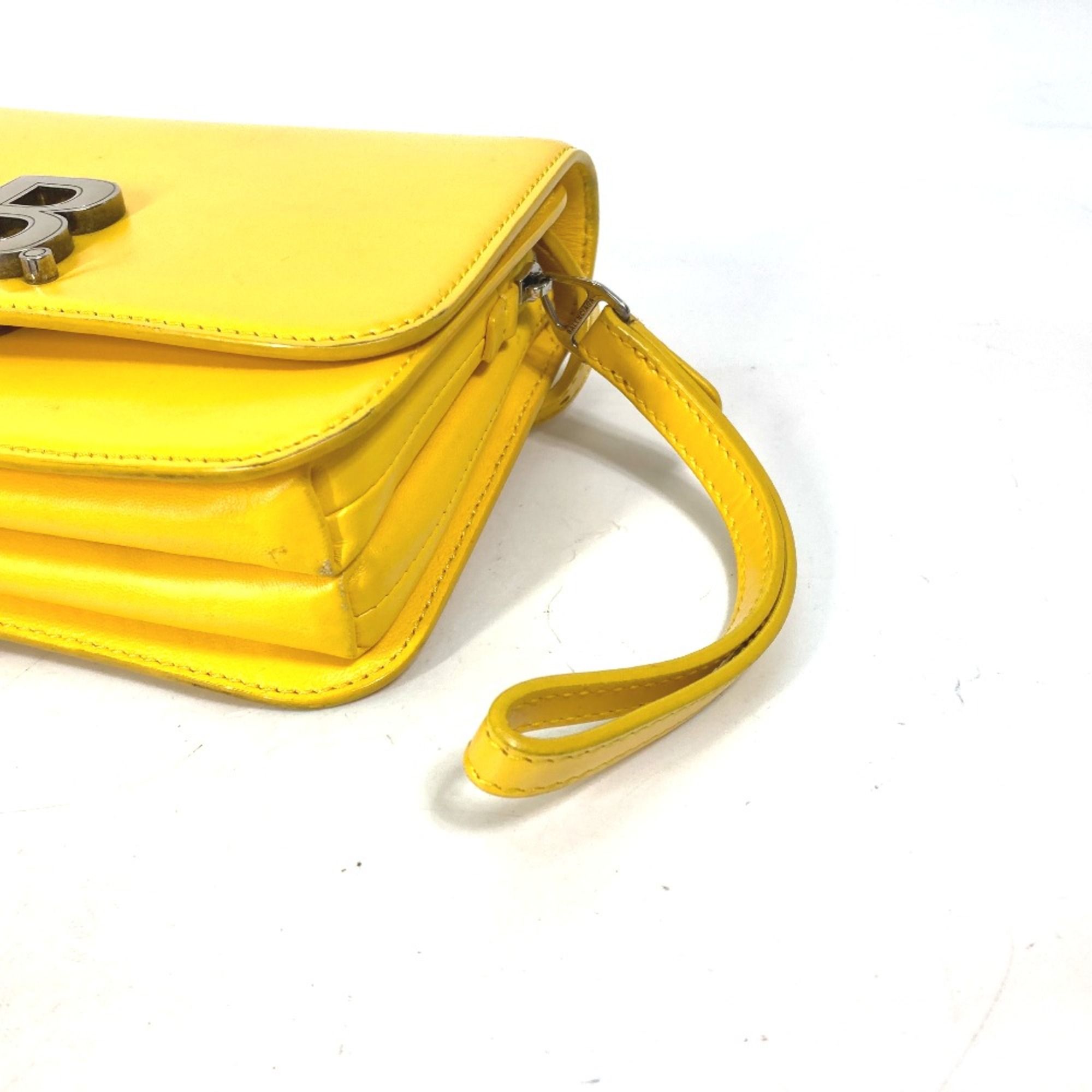 Leather Shoulder Bag (Pre-Owned) - Balenciaga - Modalova