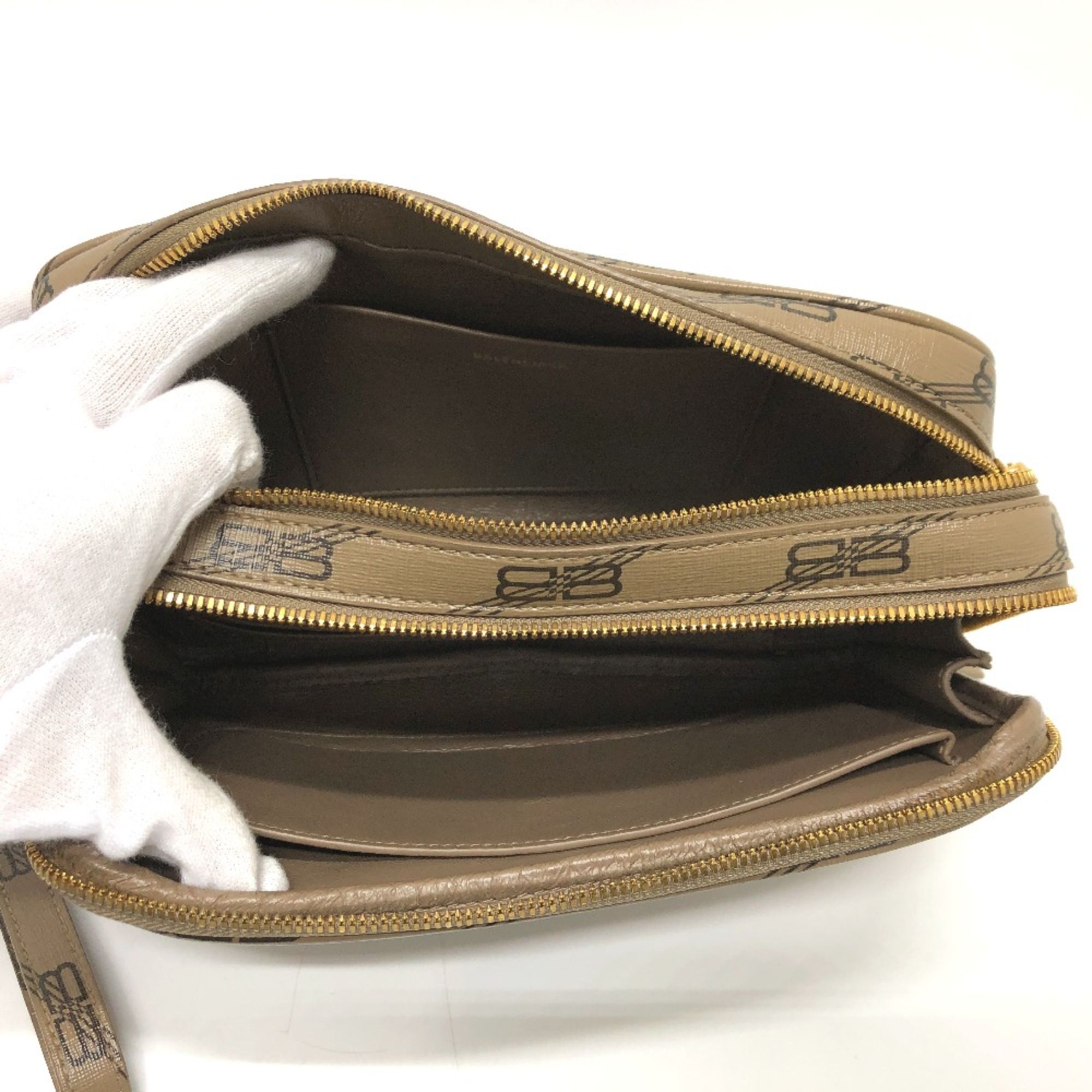 Leather Clutch Bag (Pre-Owned) - Balenciaga - Modalova
