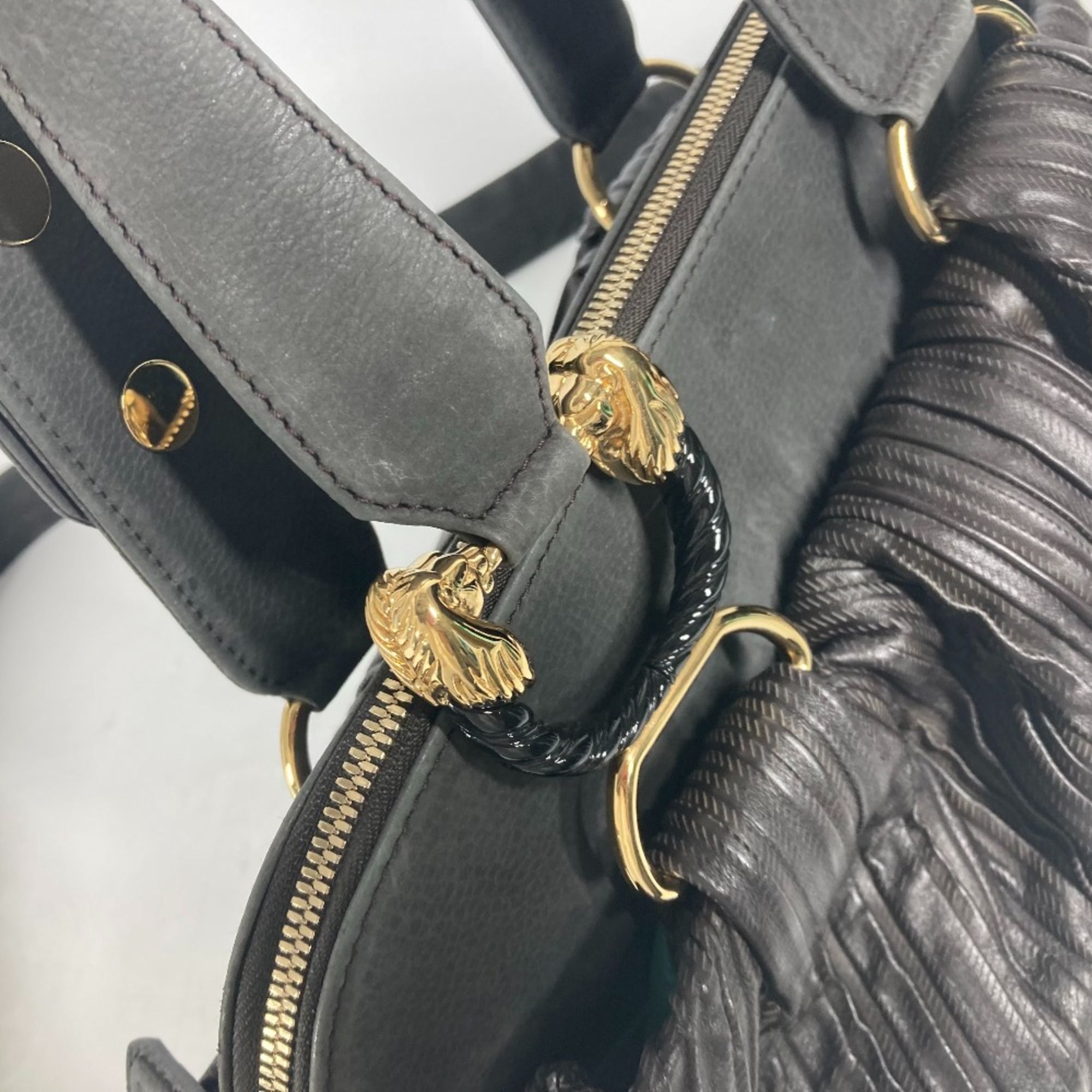 Leather Shoulder Bag (Pre-Owned) - Bvlgari - Modalova