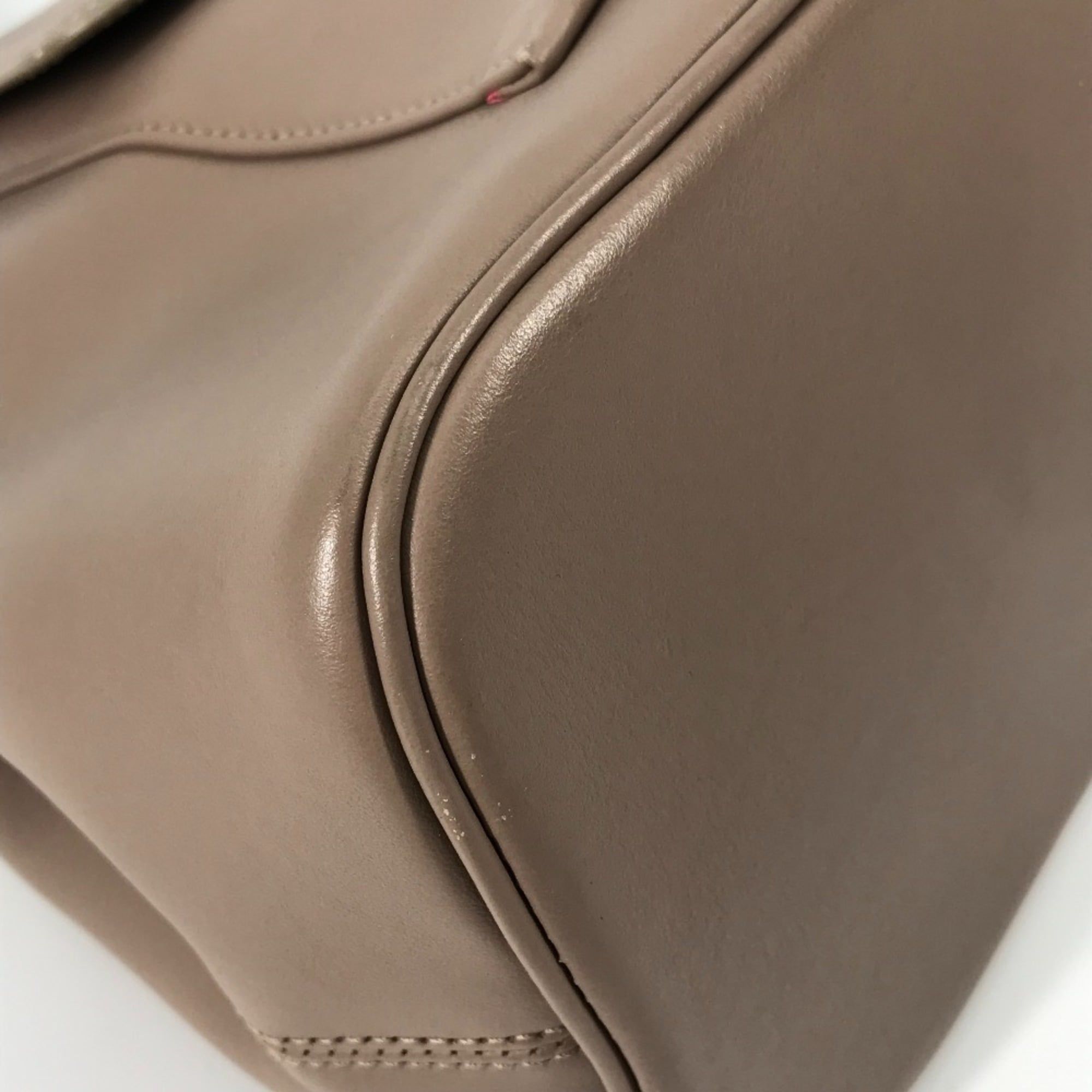 Leather Shoulder Bag (Pre-Owned) - Bvlgari - Modalova