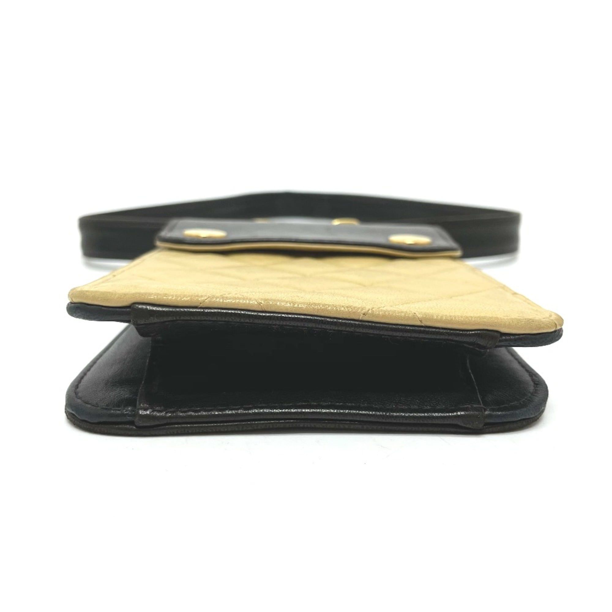 Leather Other (Pre-Owned) - Chanel - Modalova