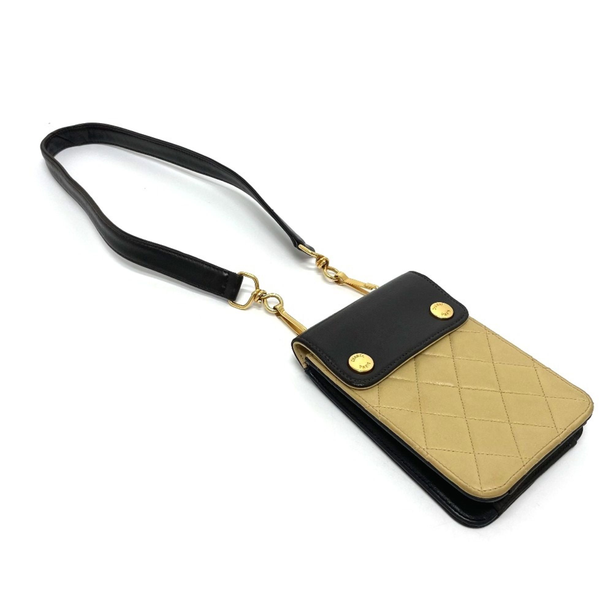 Leather Other (Pre-Owned) - Chanel - Modalova