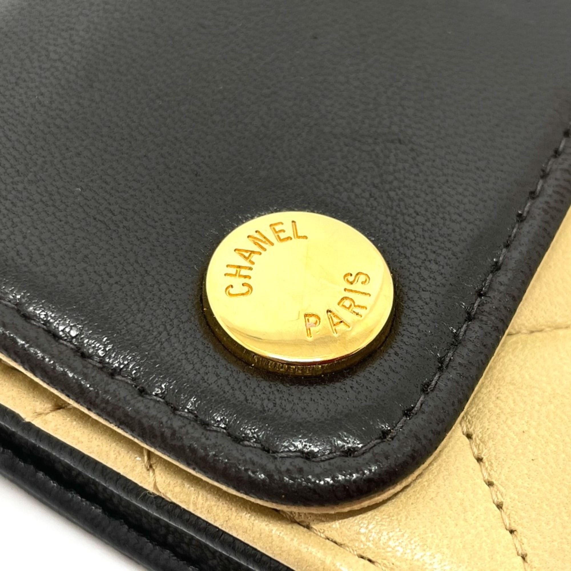 Leather Other (Pre-Owned) - Chanel - Modalova