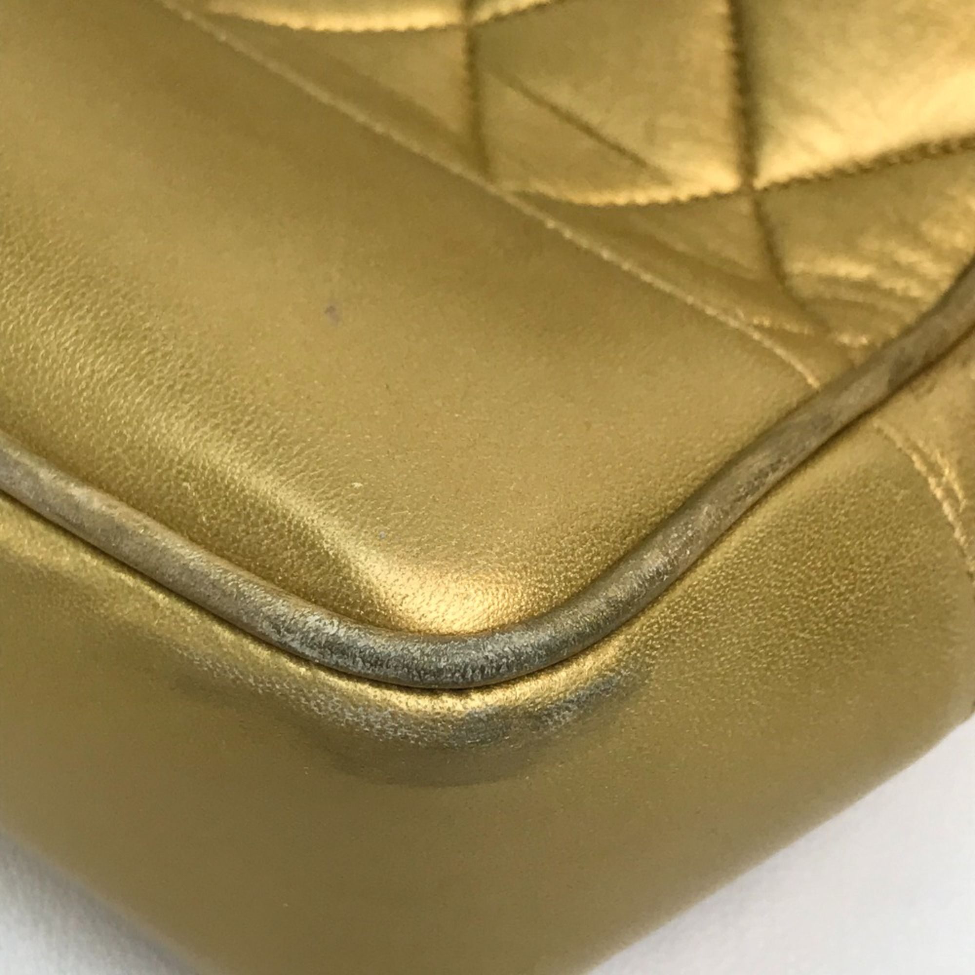 Leather Shoulder Bag (Pre-Owned) - Chanel - Modalova