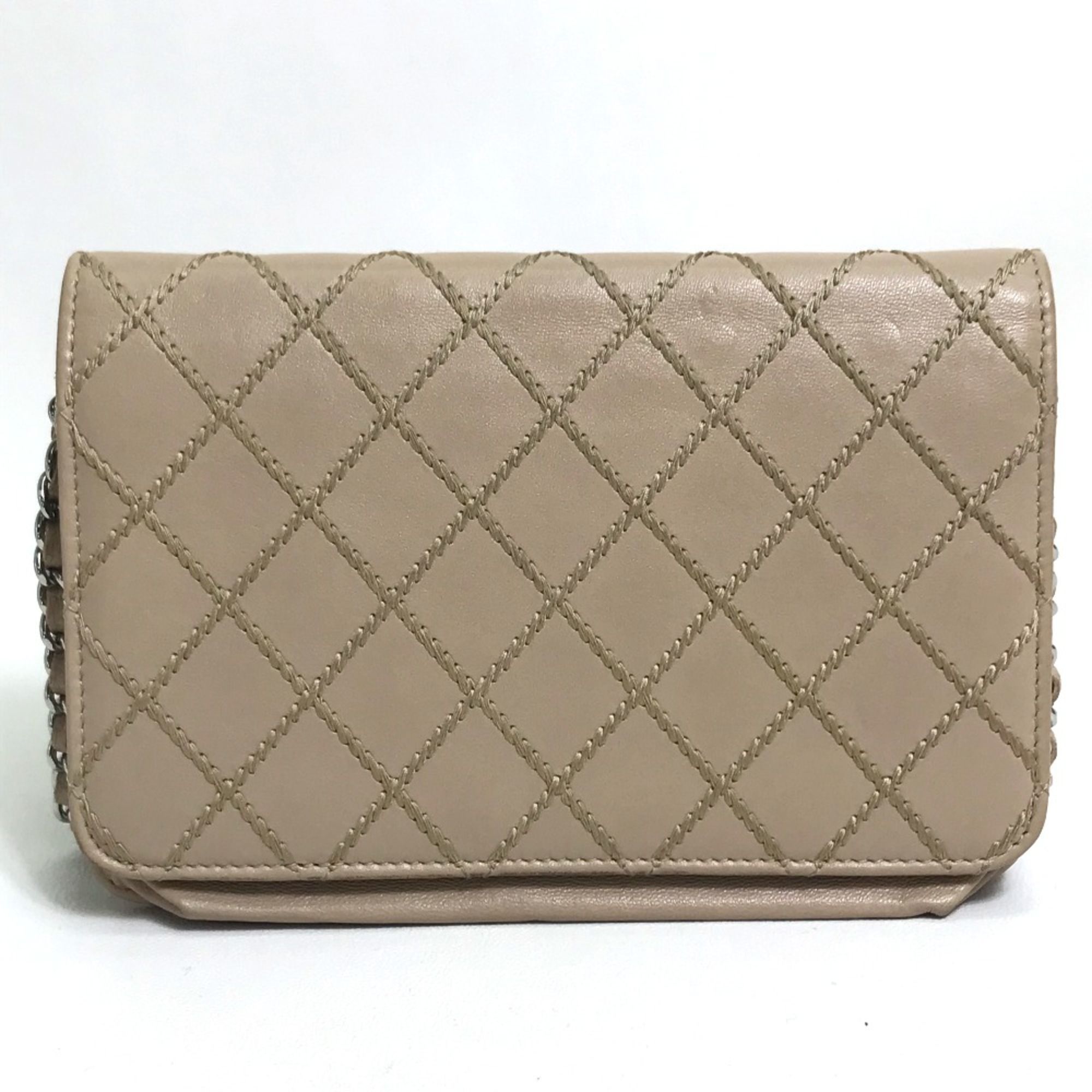 Leather Long Wallet (Bi-Fold) (Pre-Owned) - Chanel - Modalova