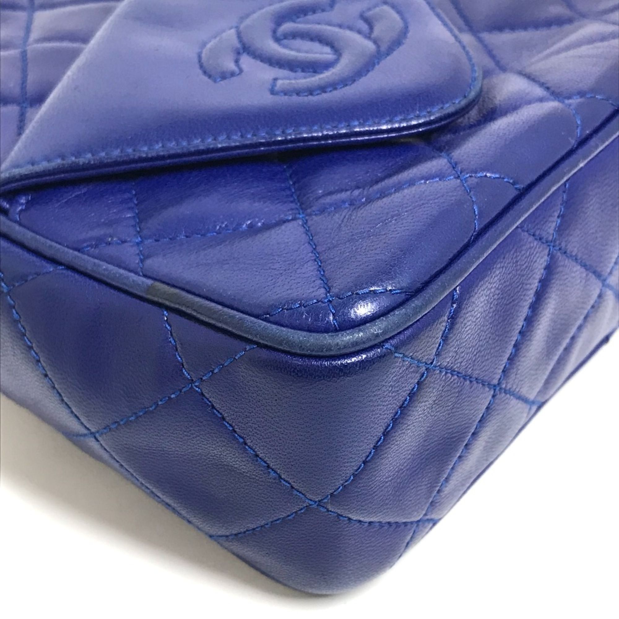Leather Shoulder Bag (Pre-Owned) - Chanel - Modalova