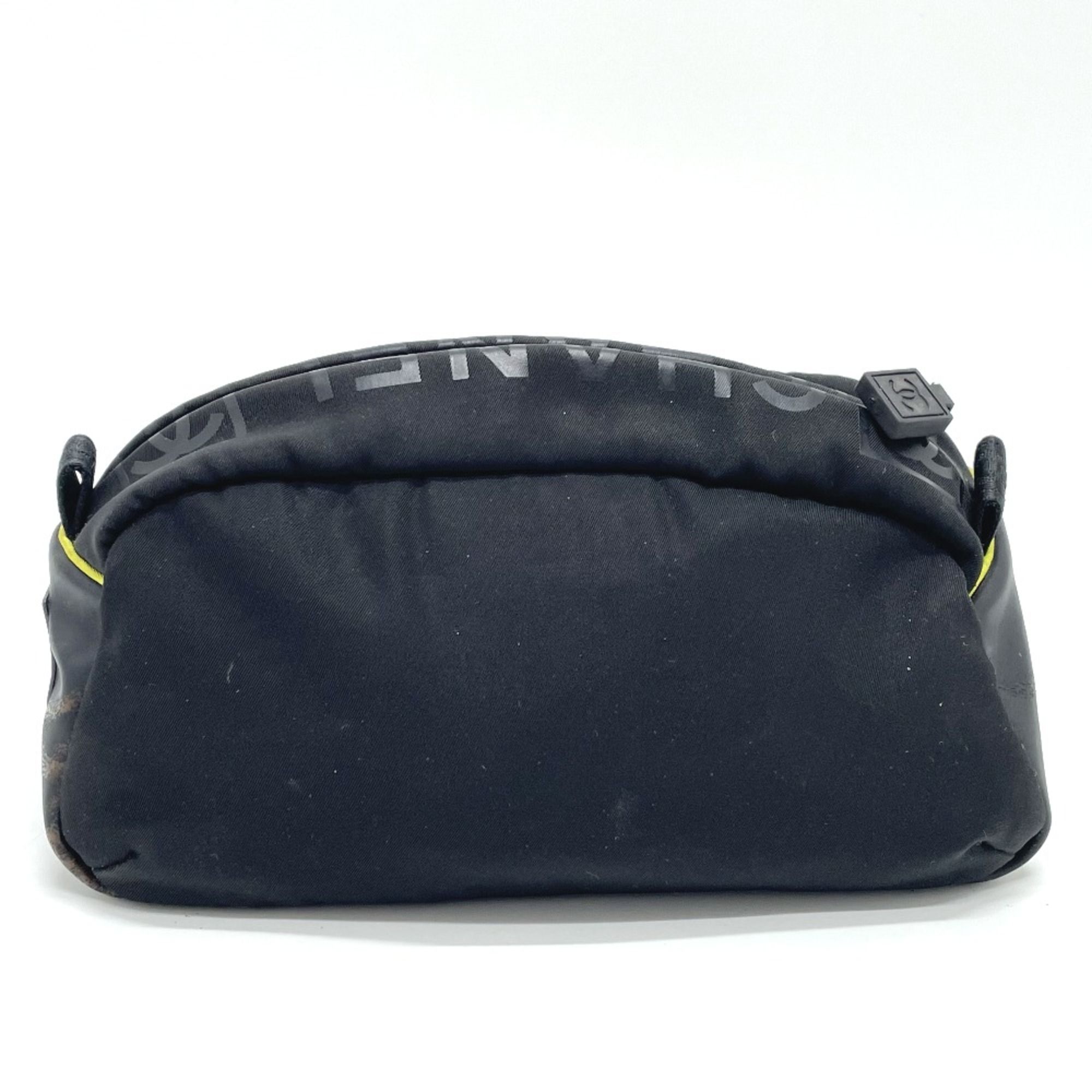 Cloth Pouch (Pre-Owned) - Chanel - Modalova