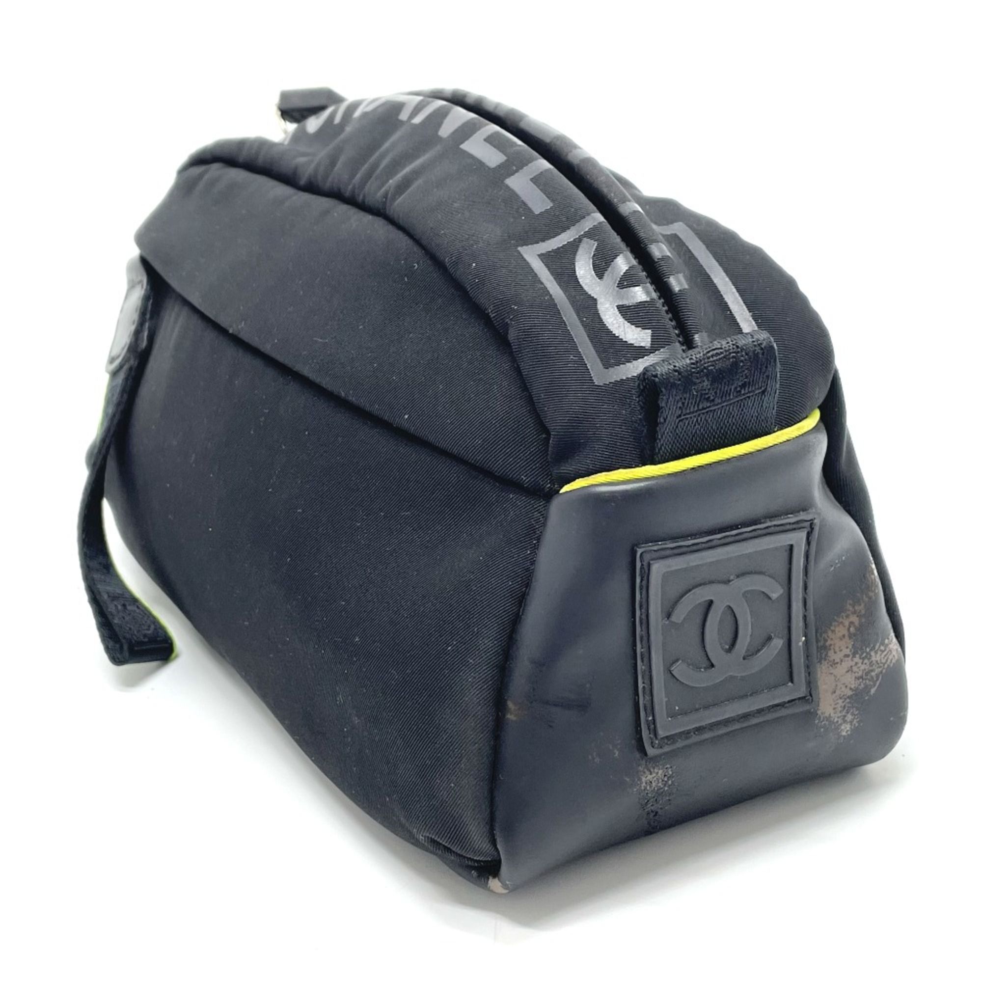 Cloth Pouch (Pre-Owned) - Chanel - Modalova