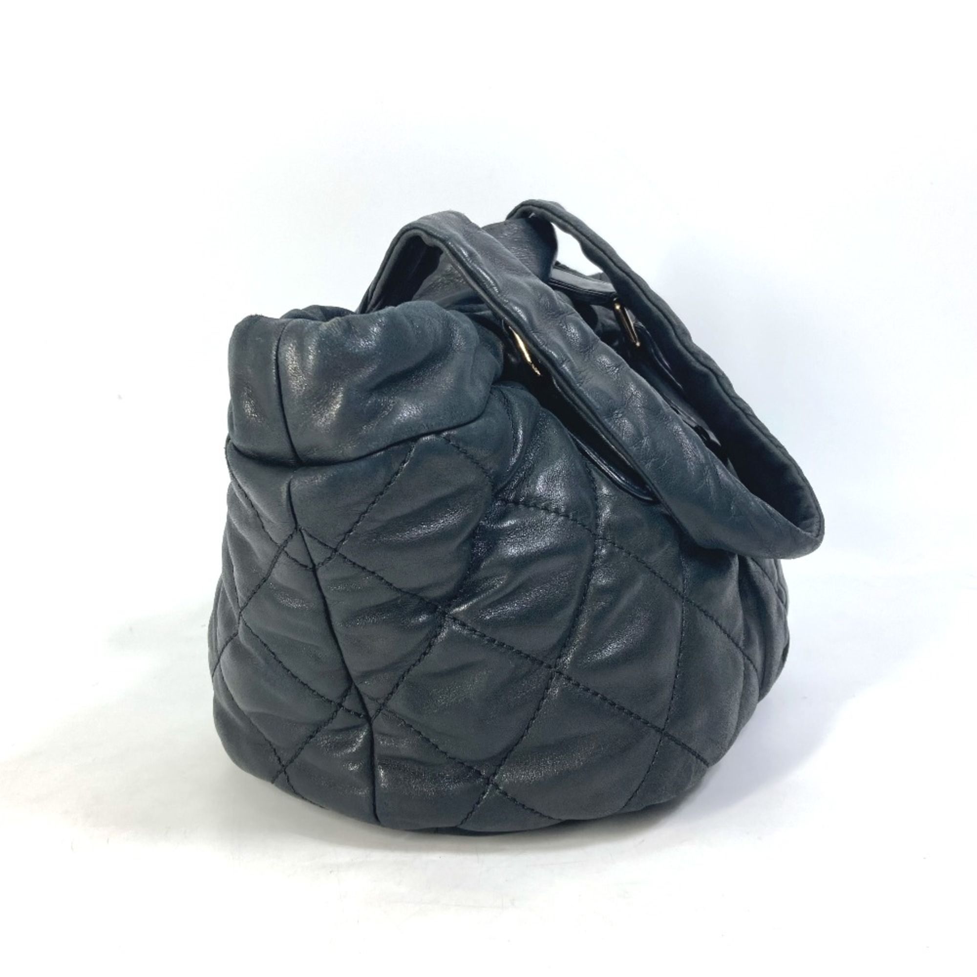 Leather Shoulder Bag (Pre-Owned) - Chanel - Modalova