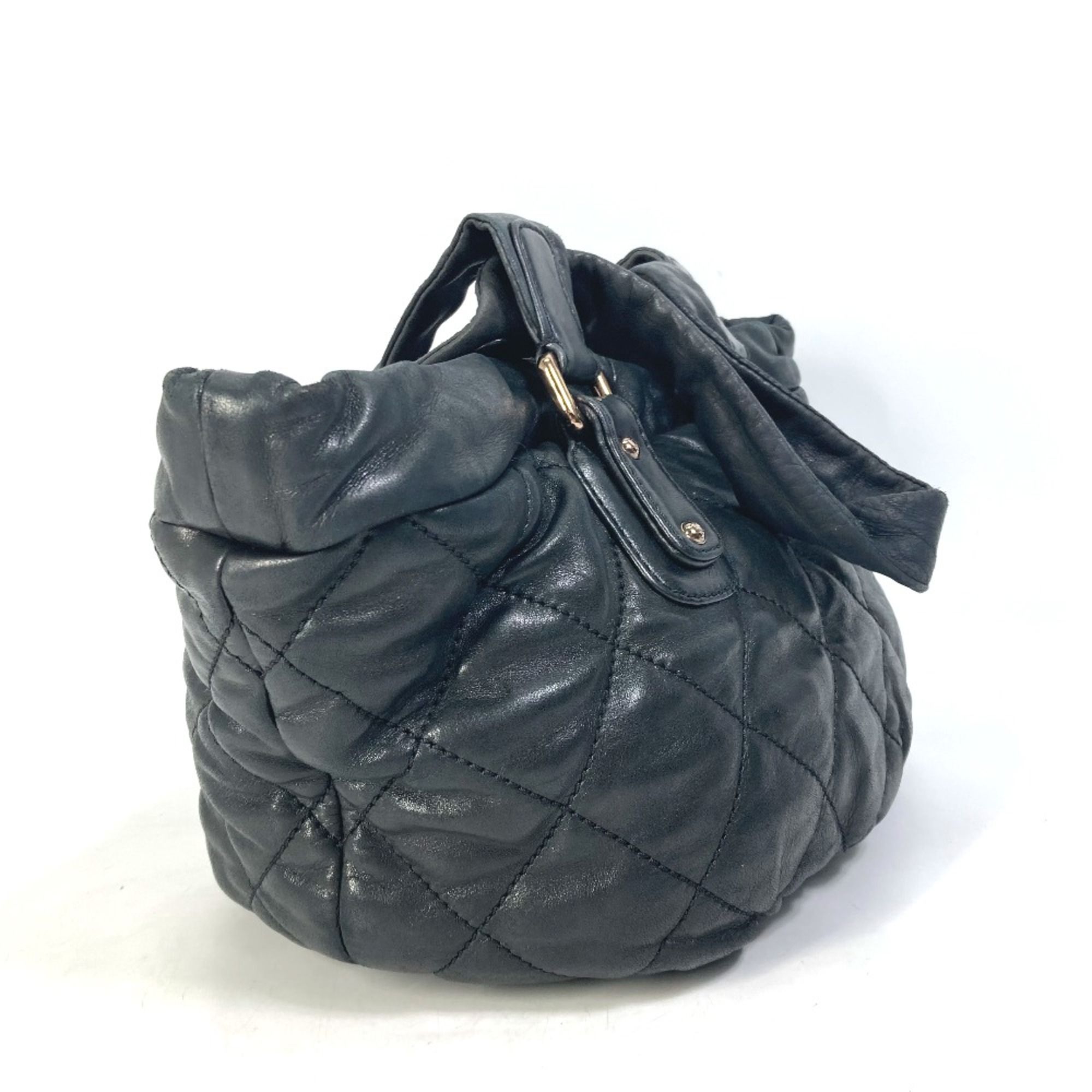 Leather Shoulder Bag (Pre-Owned) - Chanel - Modalova