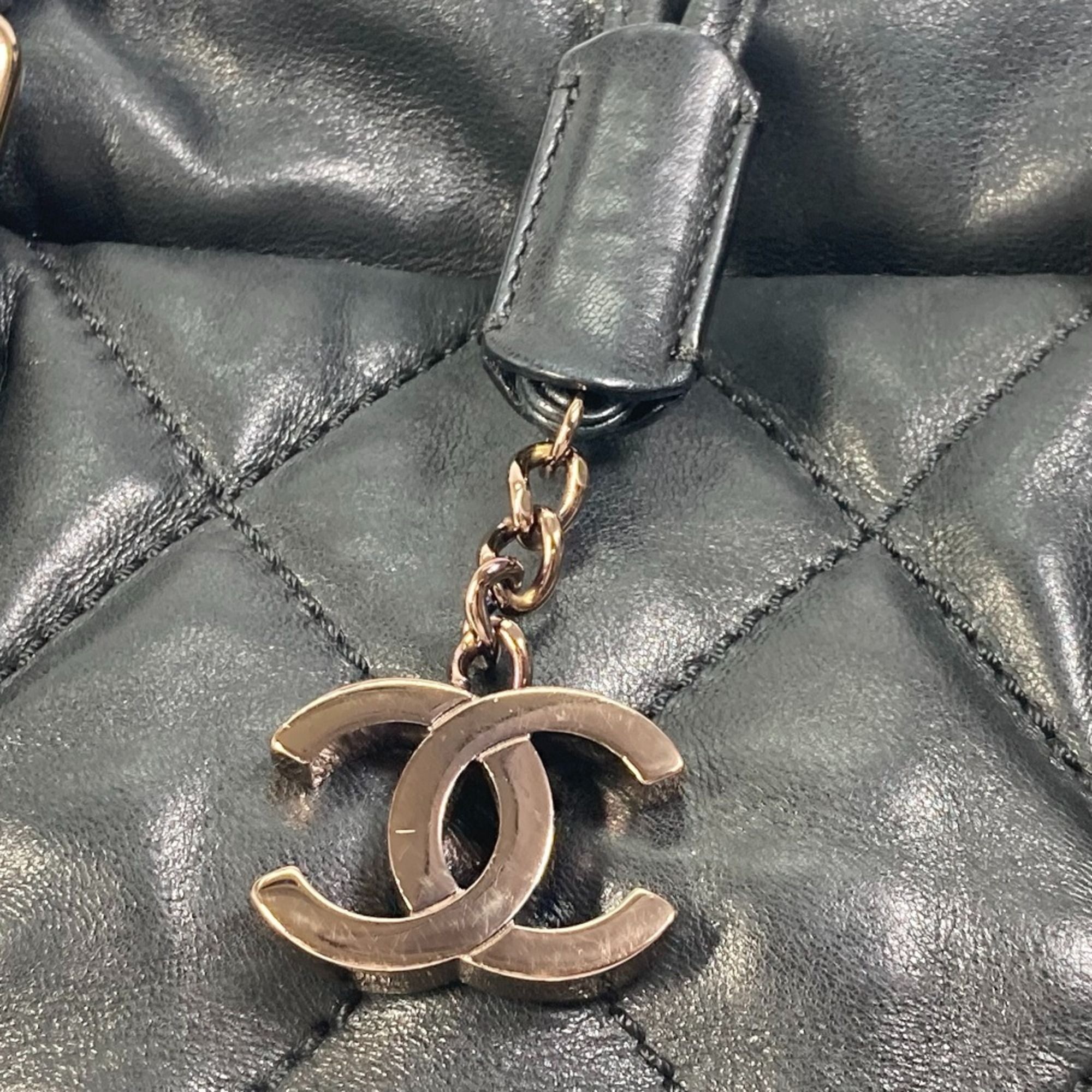 Leather Shoulder Bag (Pre-Owned) - Chanel - Modalova