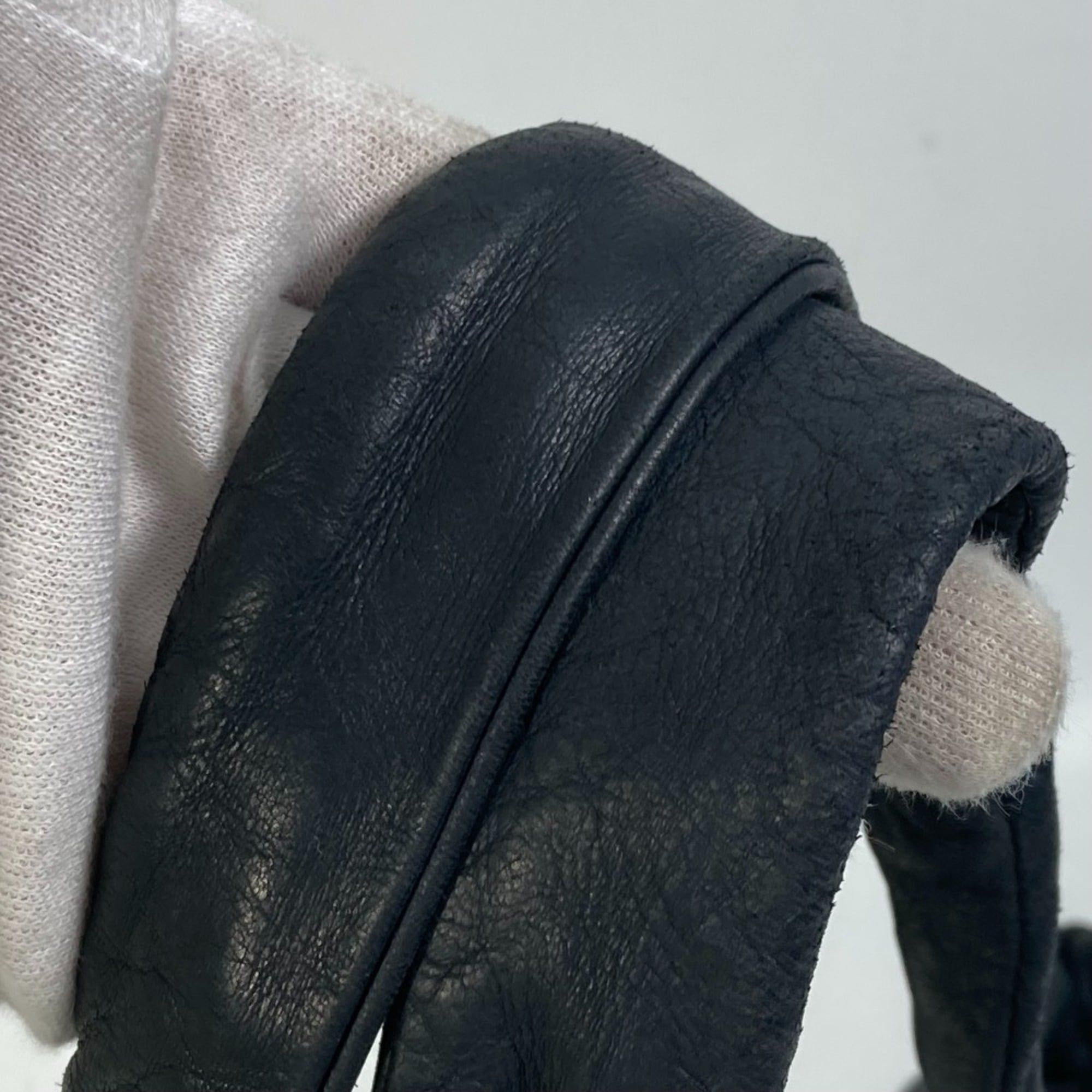 Leather Shoulder Bag (Pre-Owned) - Chanel - Modalova