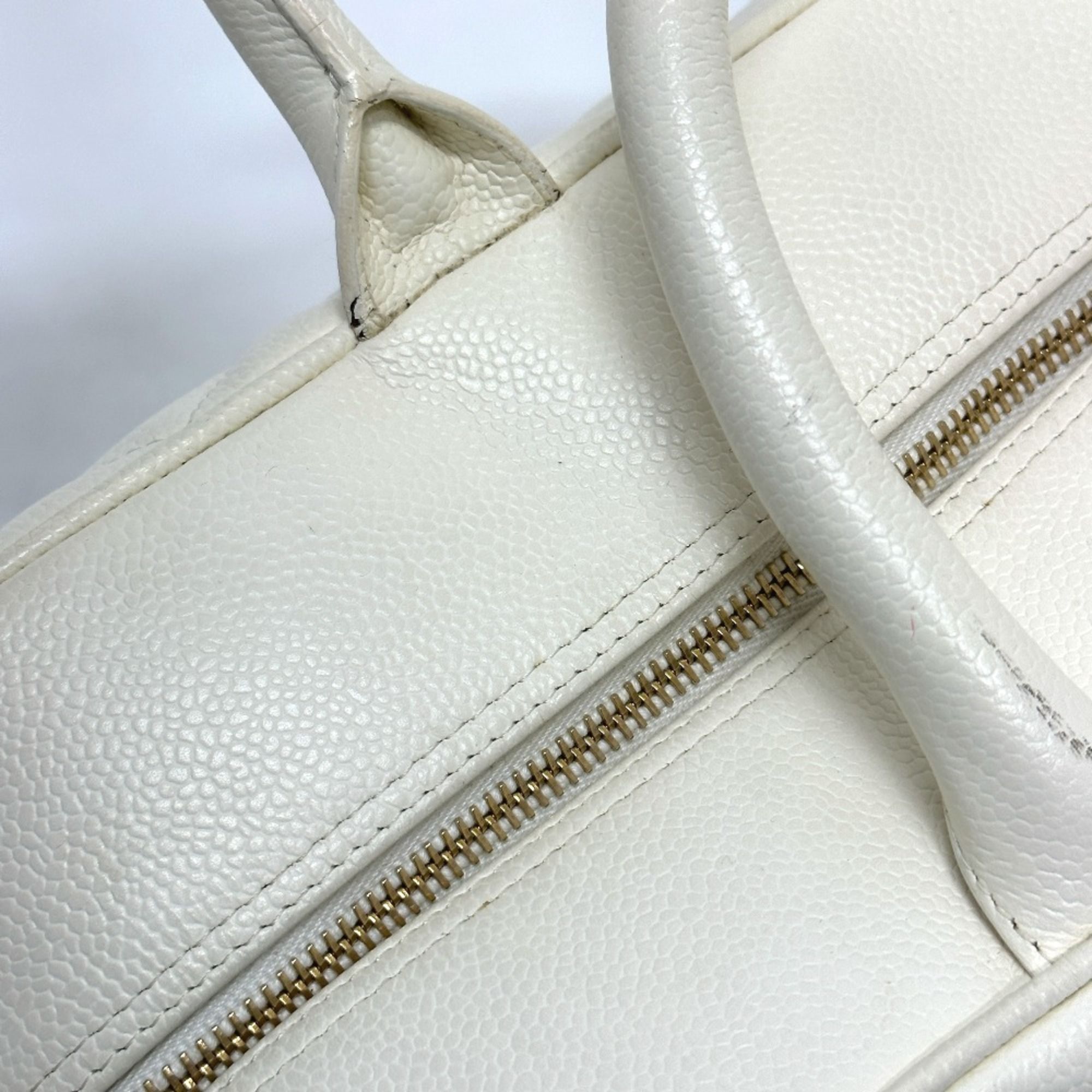 Leather Handbag (Pre-Owned) - Chanel - Modalova