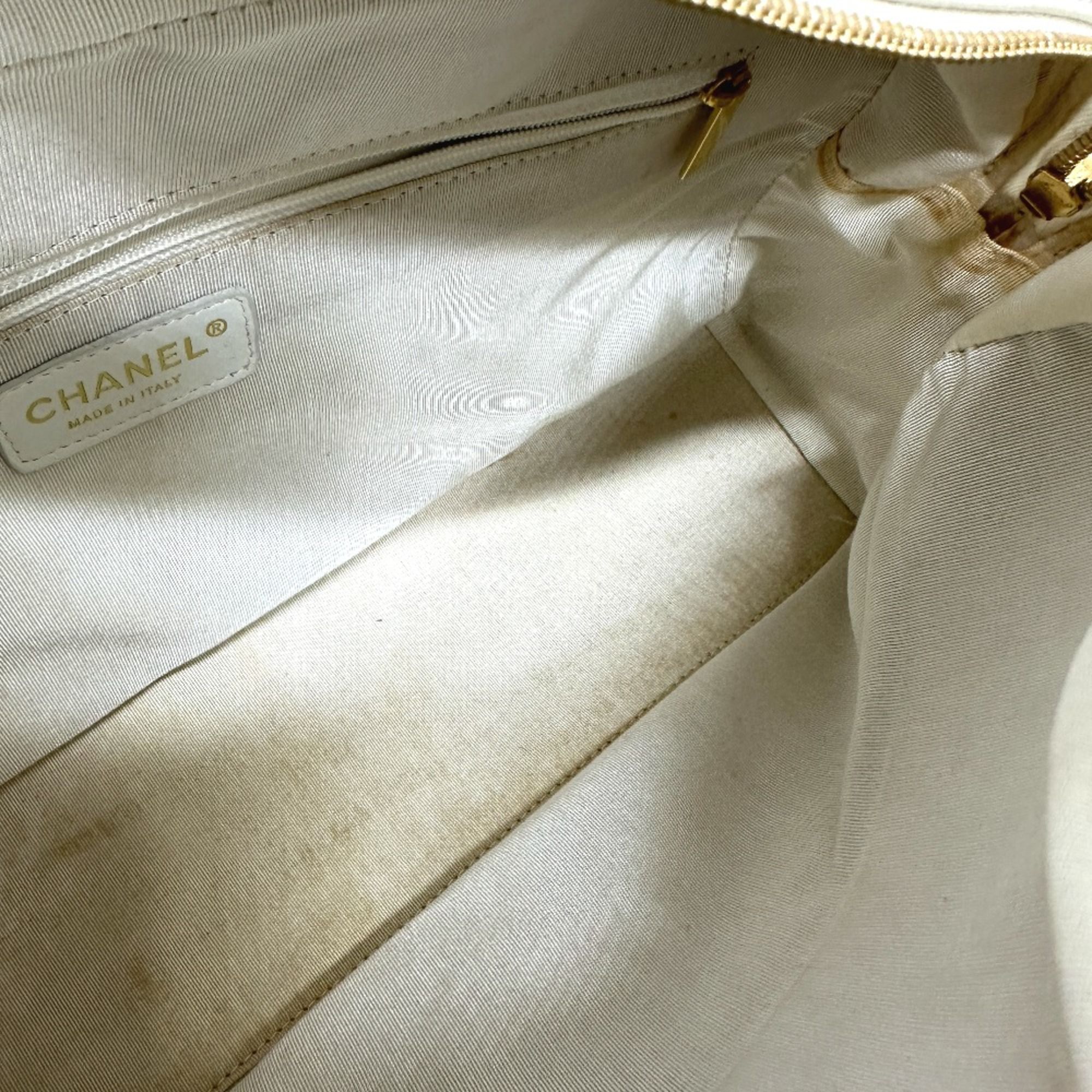 Leather Handbag (Pre-Owned) - Chanel - Modalova