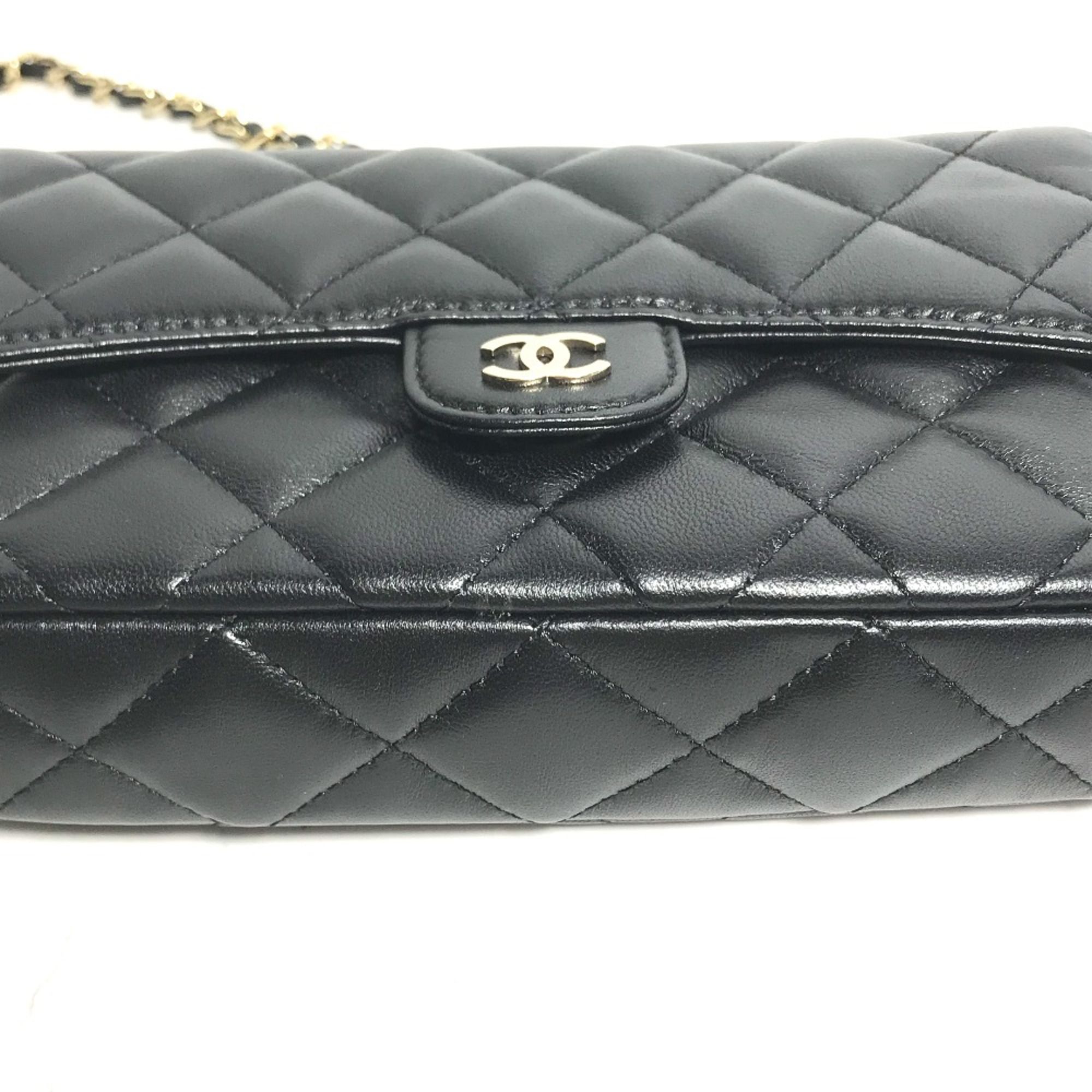 Leather Shoulder Bag (Pre-Owned) - Chanel - Modalova