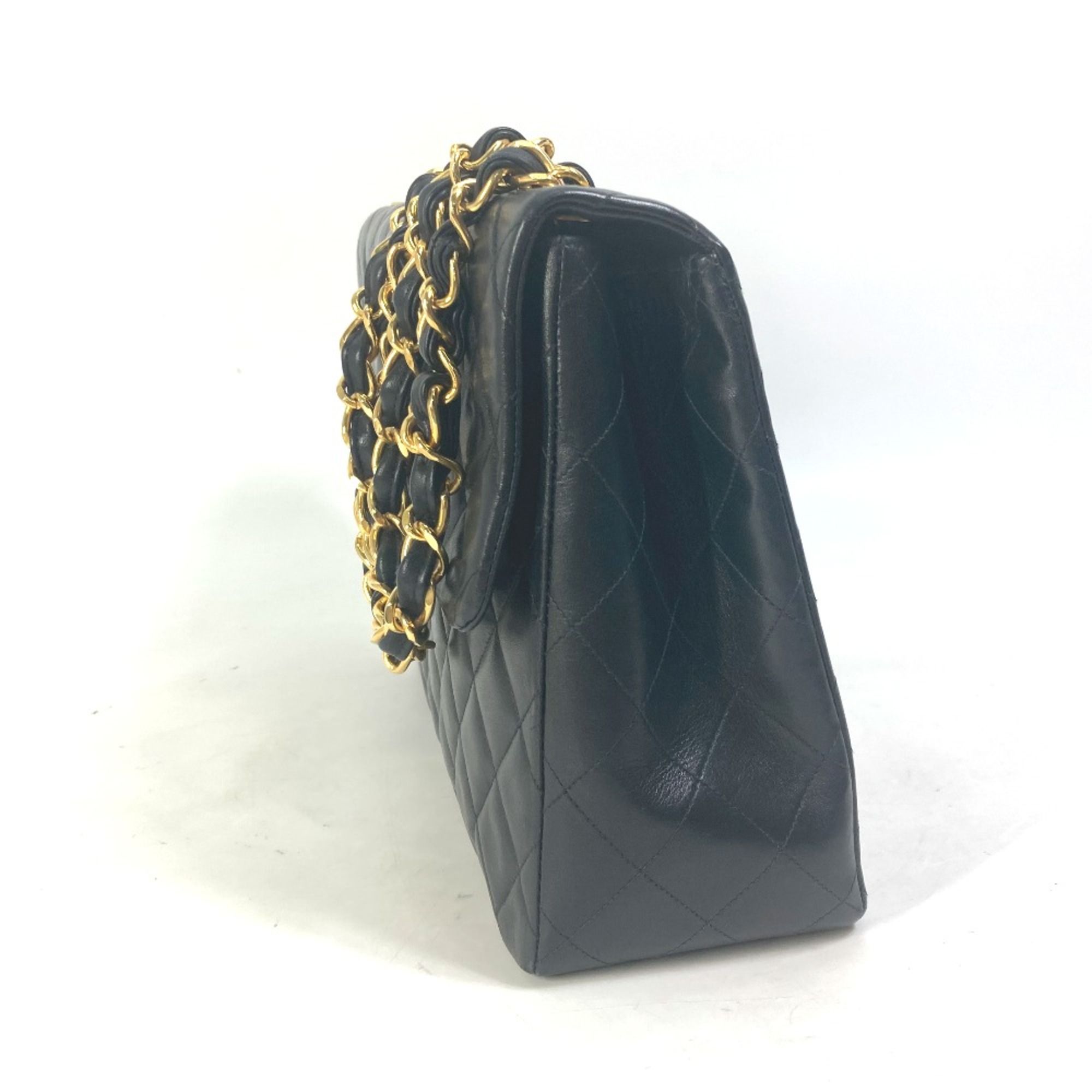 Leather Shoulder Bag (Pre-Owned) - Chanel - Modalova