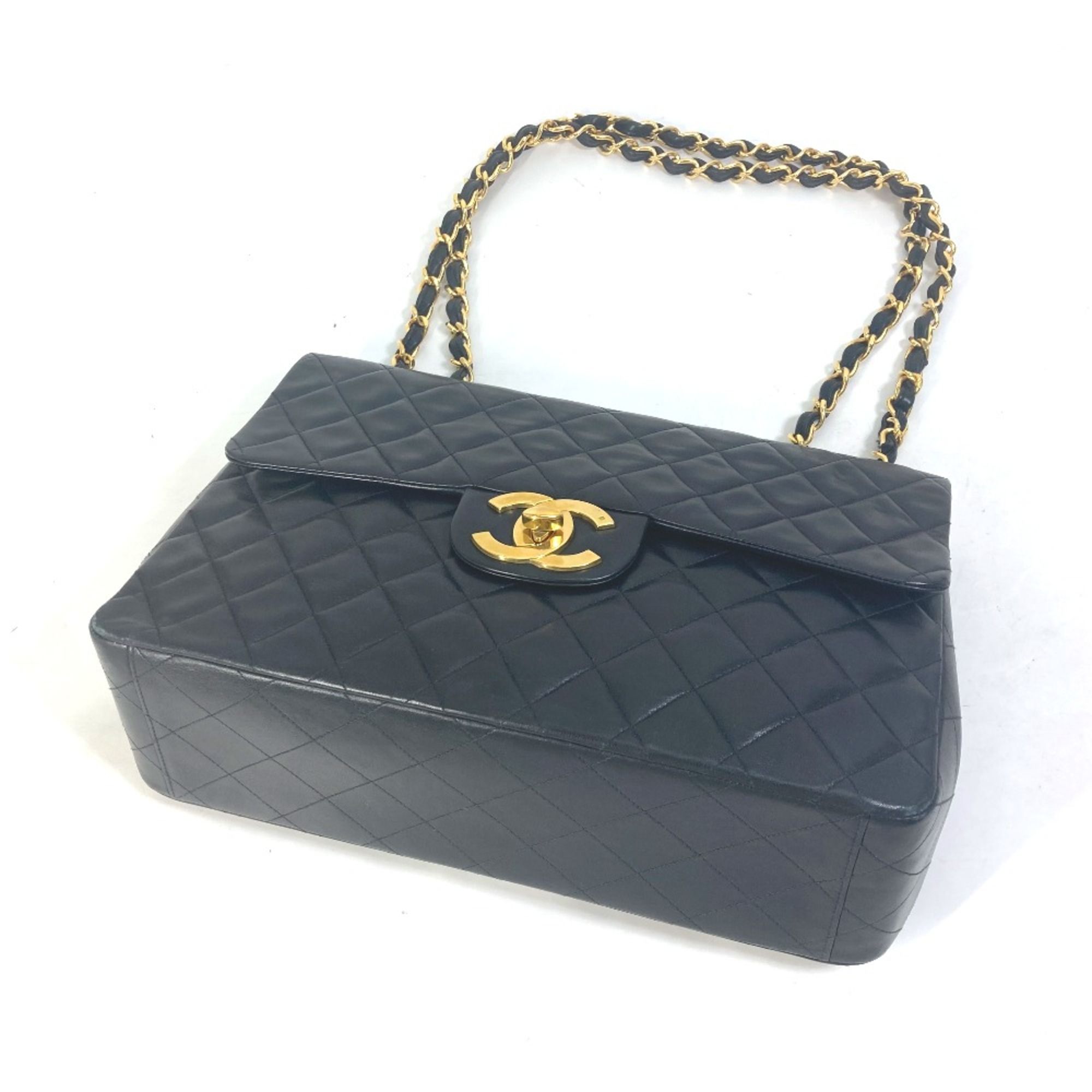 Leather Shoulder Bag (Pre-Owned) - Chanel - Modalova