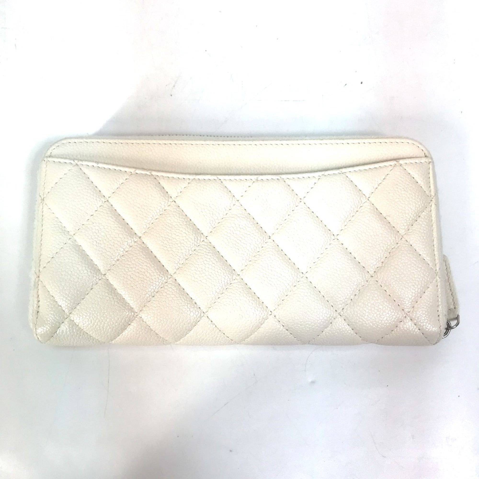 Leather Long Wallet (Bi-Fold) (Pre-Owned) - Chanel - Modalova