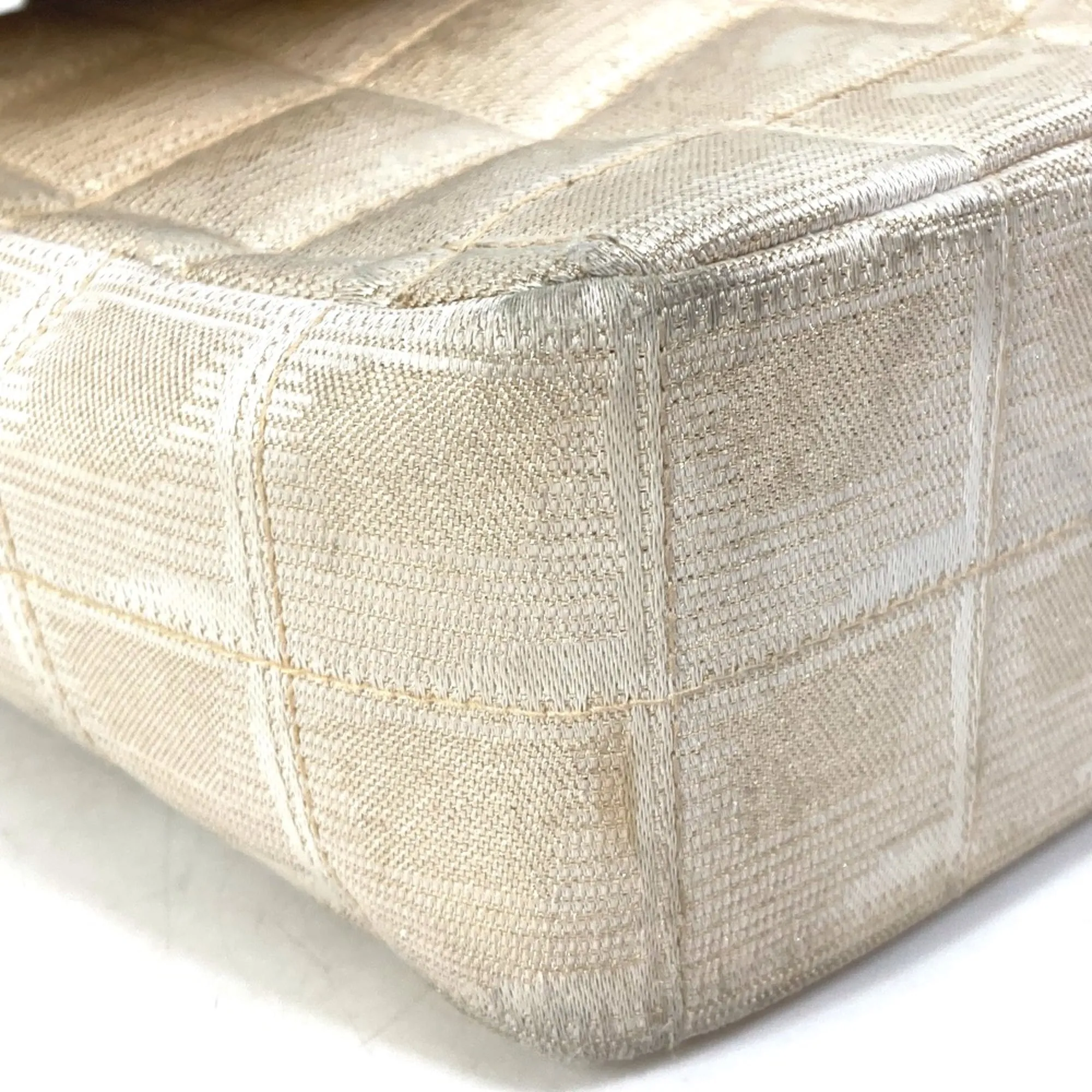 Cloth Shoulder Bag (Pre-Owned) - Chanel - Modalova